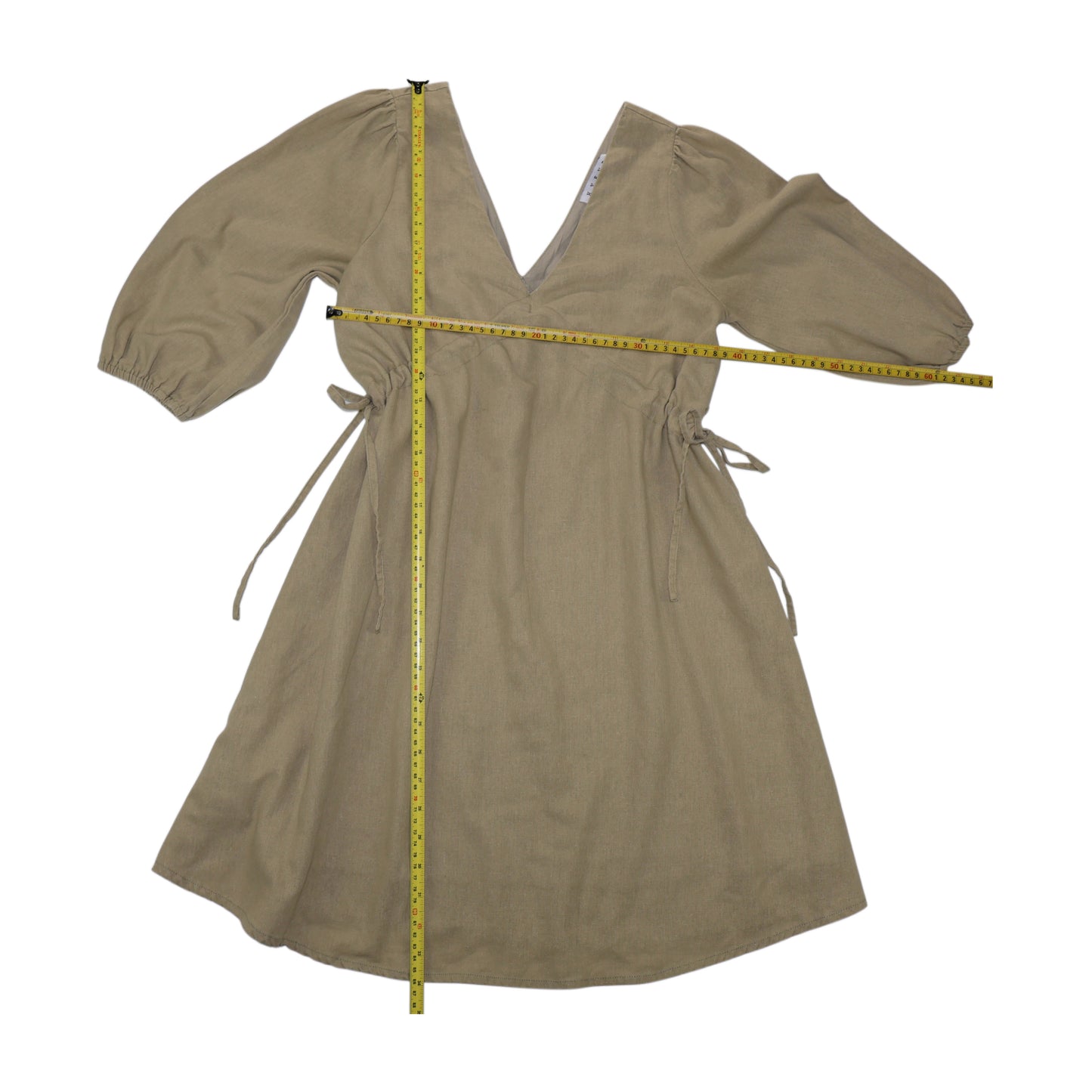 VESTIDO MINI DE LINO VERDE OLIVO CON ESCOTE EN V Y AJUSTE LATERAL | HYFVE | TALLA S