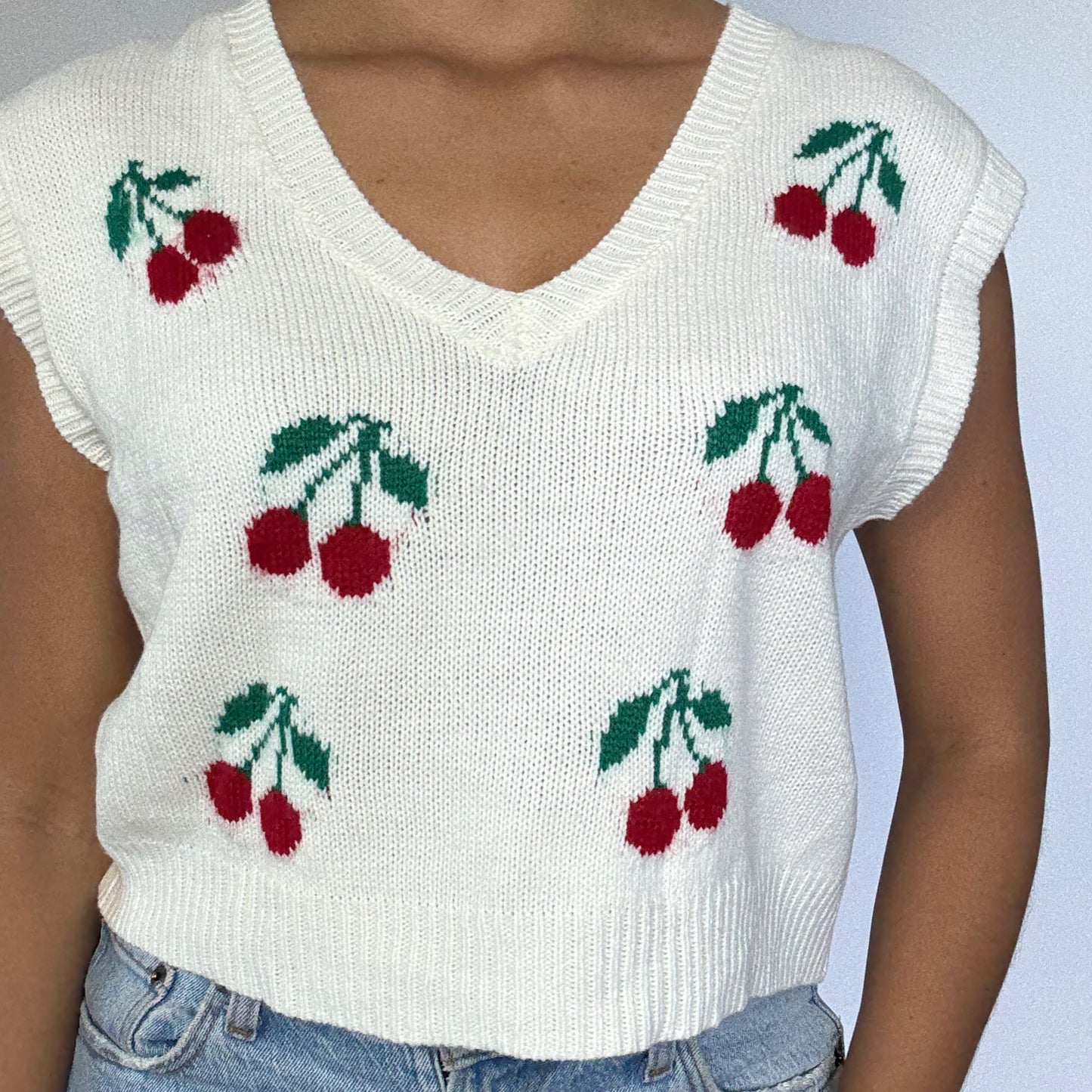 CHALECO DE PUNTO CON CEREZAS | JUST POLLY | L