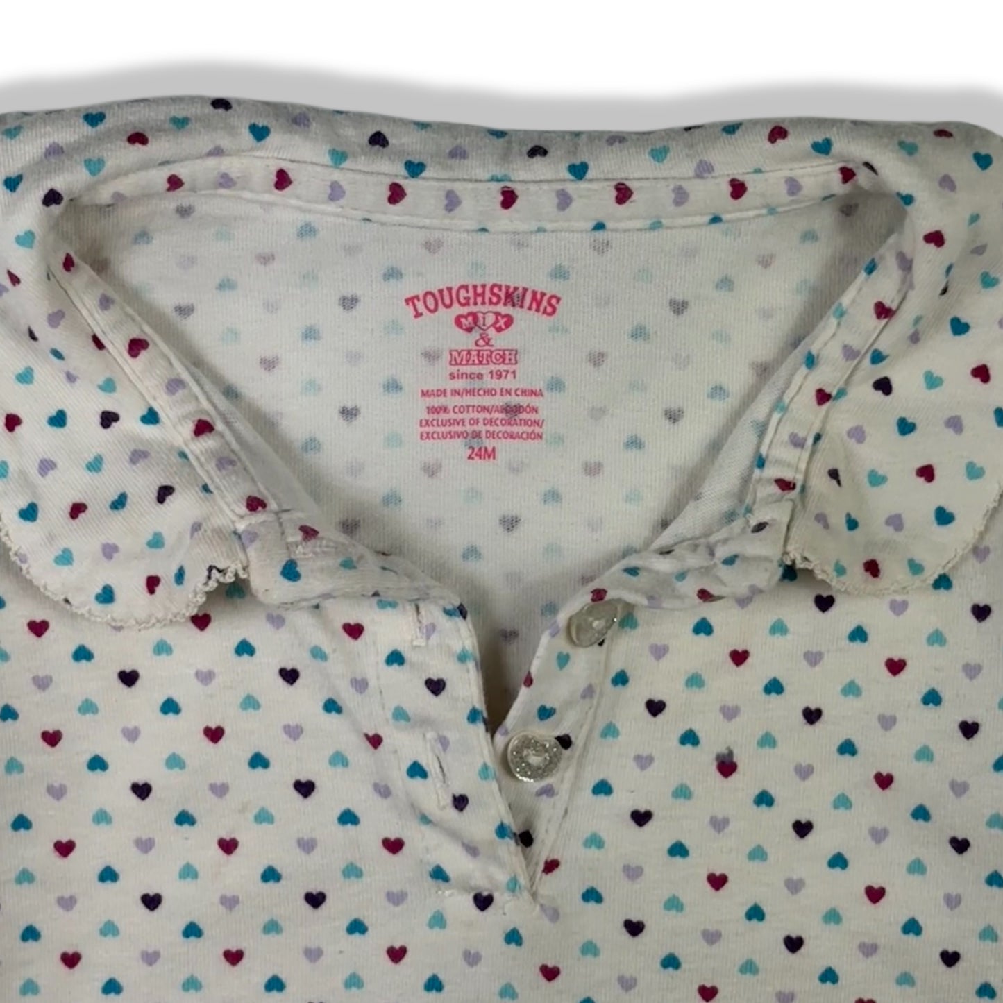 ENTERIZO CON ESTAMPADO DE CORAZONES | TOUGHSKINS | TALLA 24M