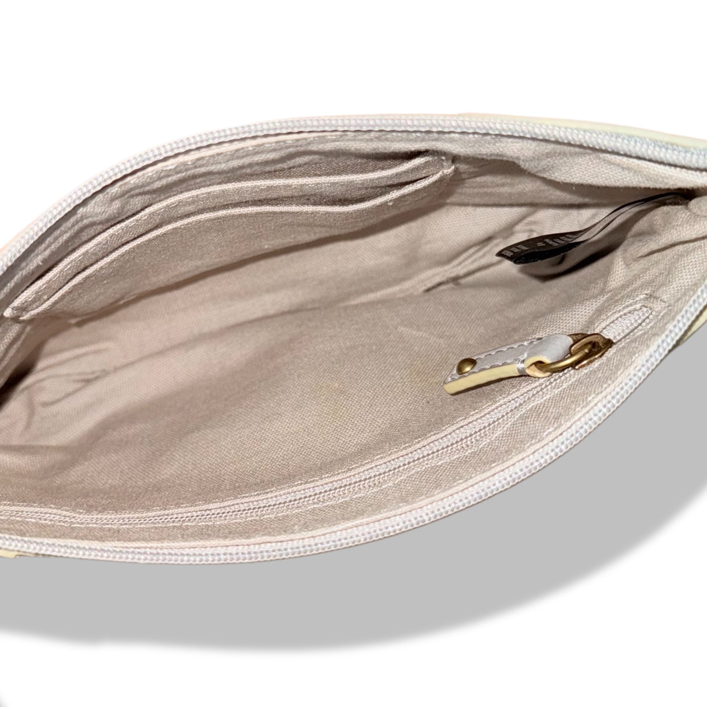 BOLSO WRISTLET DE PIEL | FOSSIL