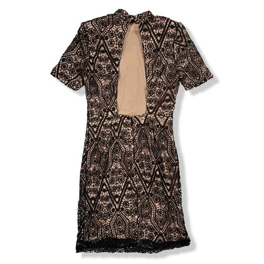 VESTIDO DE ENCAJE NEGRO | FOREVER 21 | S