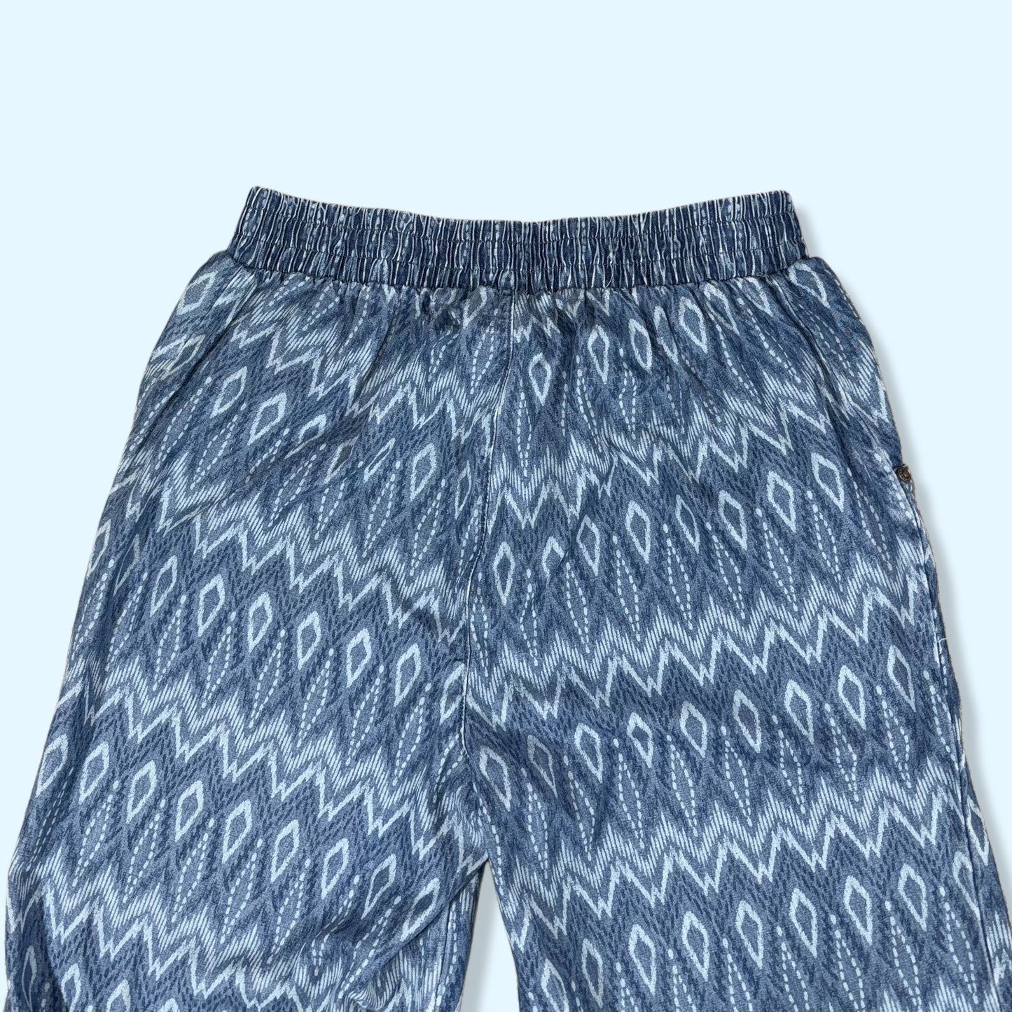 PANTALÓN CON ESTAMPADO GEOMÉTRICO | DG2 BY DIANE GILMAN | M