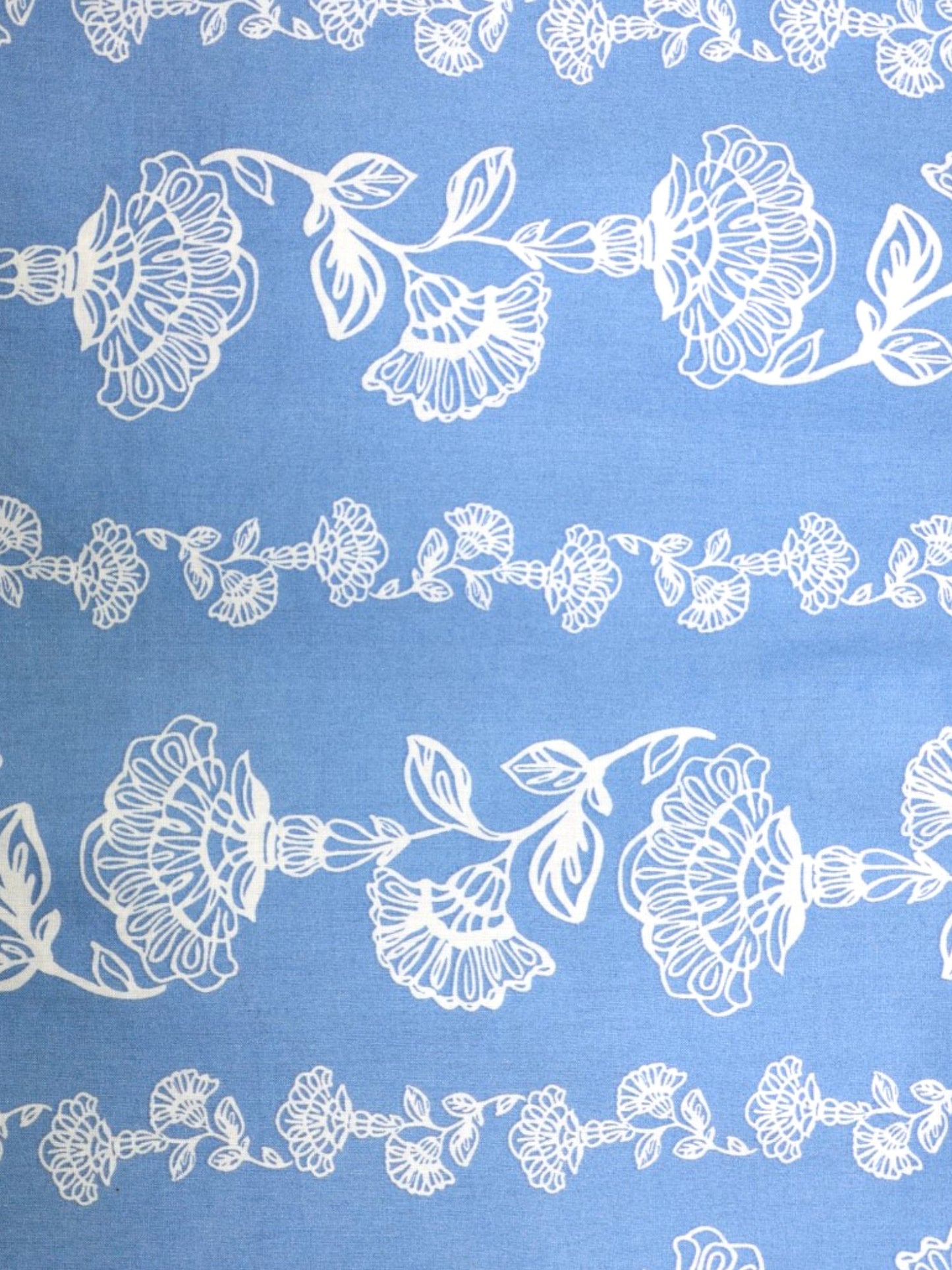 VESTIDO CORTO AZUL CON ESTAMPADO FLORAL BLANCO | TIME & TRU | TALLA XXL (20)