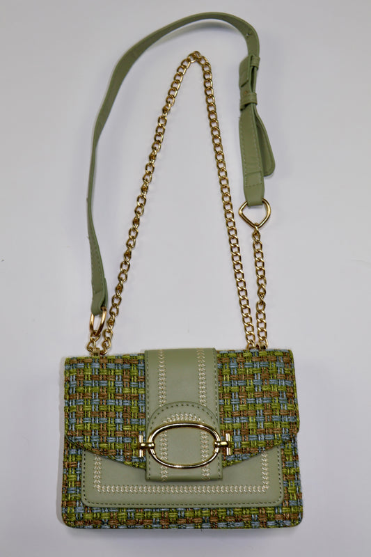 CARTERA VERDE CON CADENA