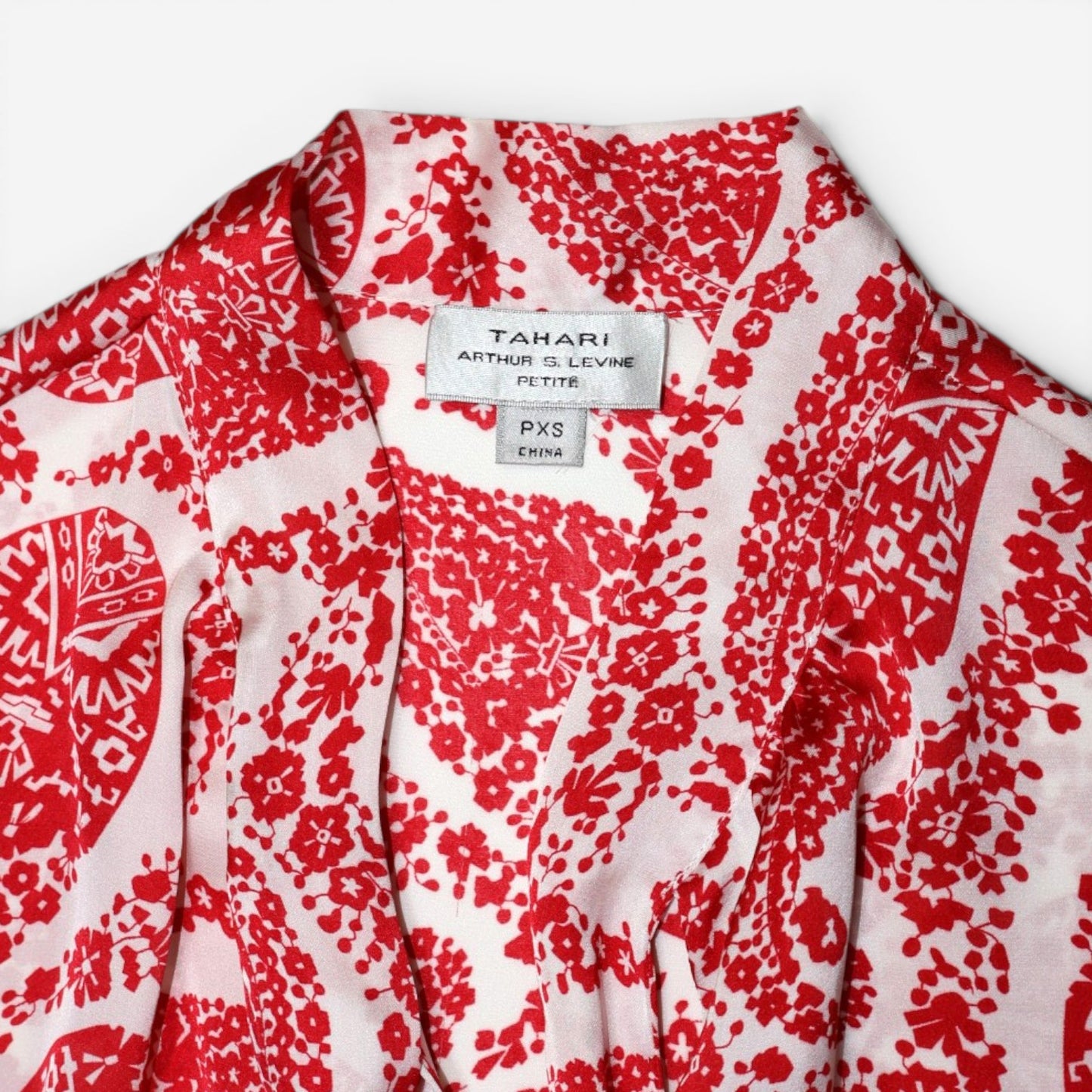 CAMISA SIN MANGAS Y LAZO FRONTAL | TAHARI | TALLA XS PETITE