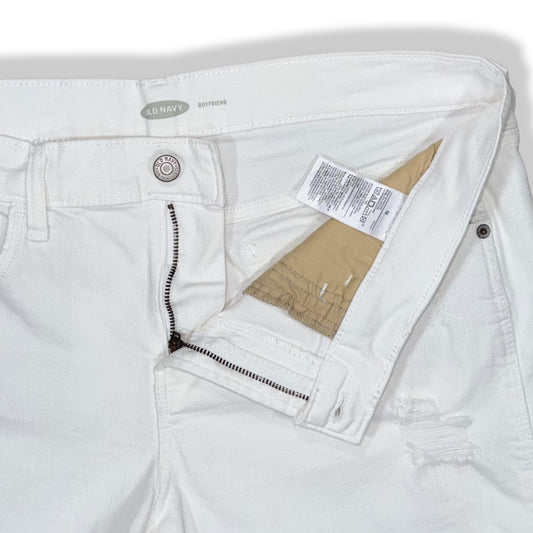 WHITE BOYFRIEND SHORTS | OLD NAVY | 12