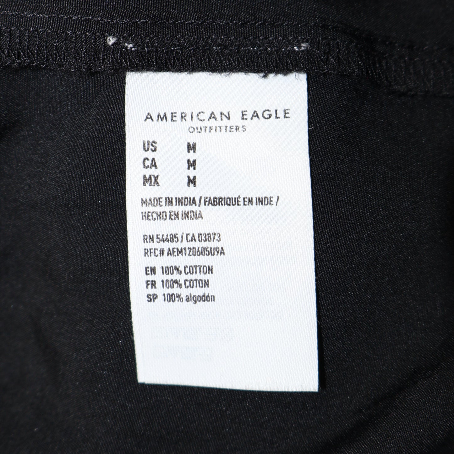 VESTIDO MINI NEGRO CON ABERTURAS | AMERICAN EAGLE | TALLA M