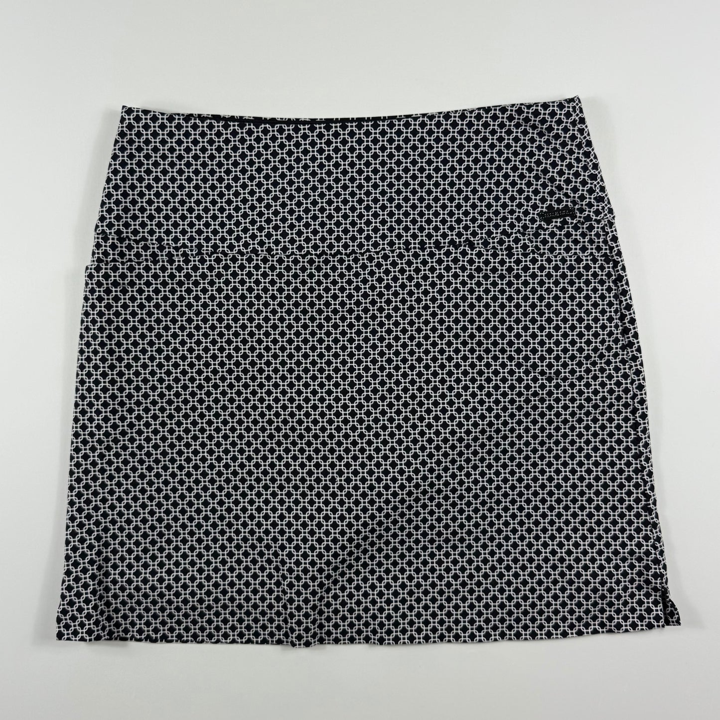 FALDA DEPORTIVA ESTAMPADA CON SHORTS | S.C. & CO. | TALLA M