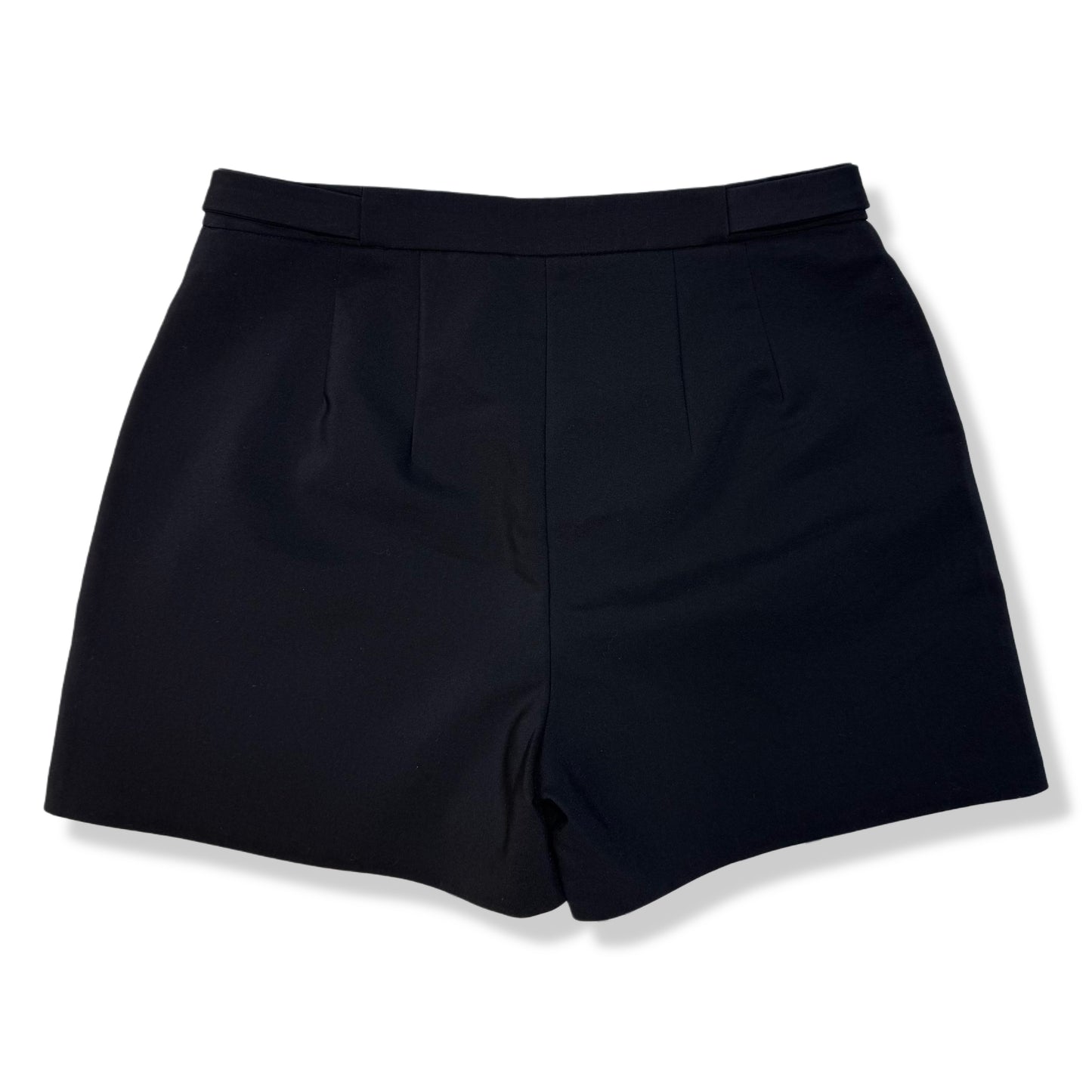 SHORT NEGRO DE TIRO ALTO CON BOTONES METÁLICOS | EXPRESS | TALLA 2