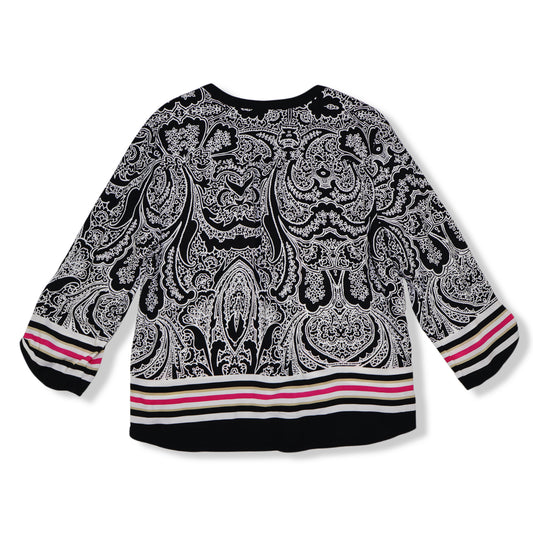 BLUSA ESTAMPADA BLANCO Y NEGRO CON BOTONES | RUBY RD. | TALLA L
