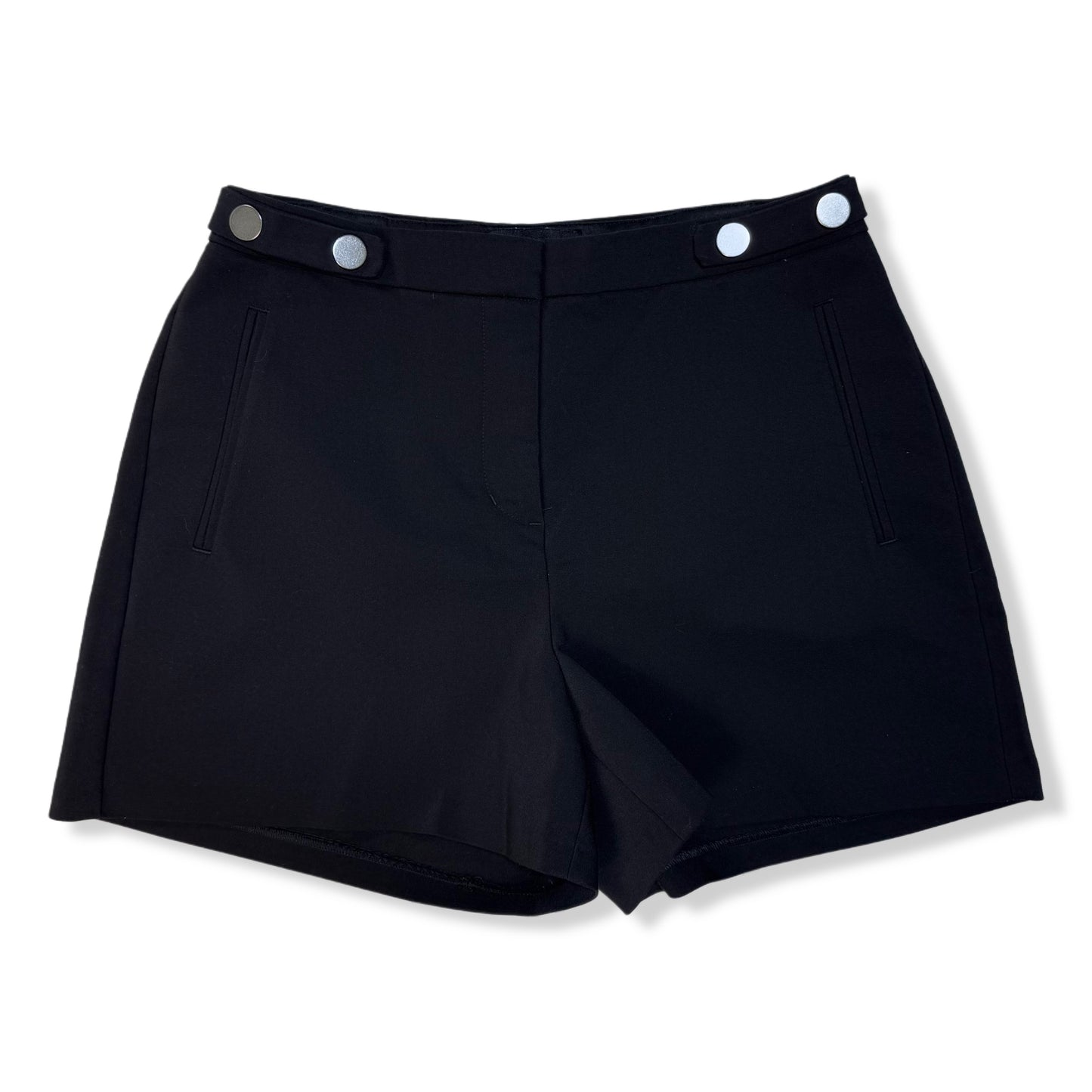 SHORT NEGRO DE TIRO ALTO CON BOTONES METÁLICOS | EXPRESS | TALLA 2