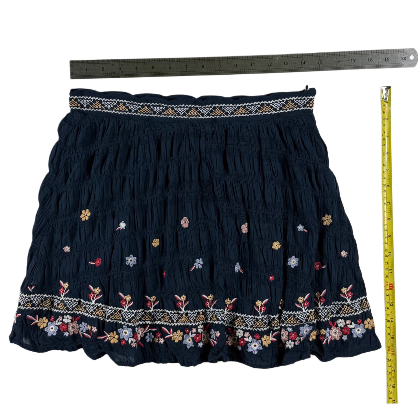FALDA AZUL MARINO CON BORDADO FLORALES | BLUE RAIN | TALLA M