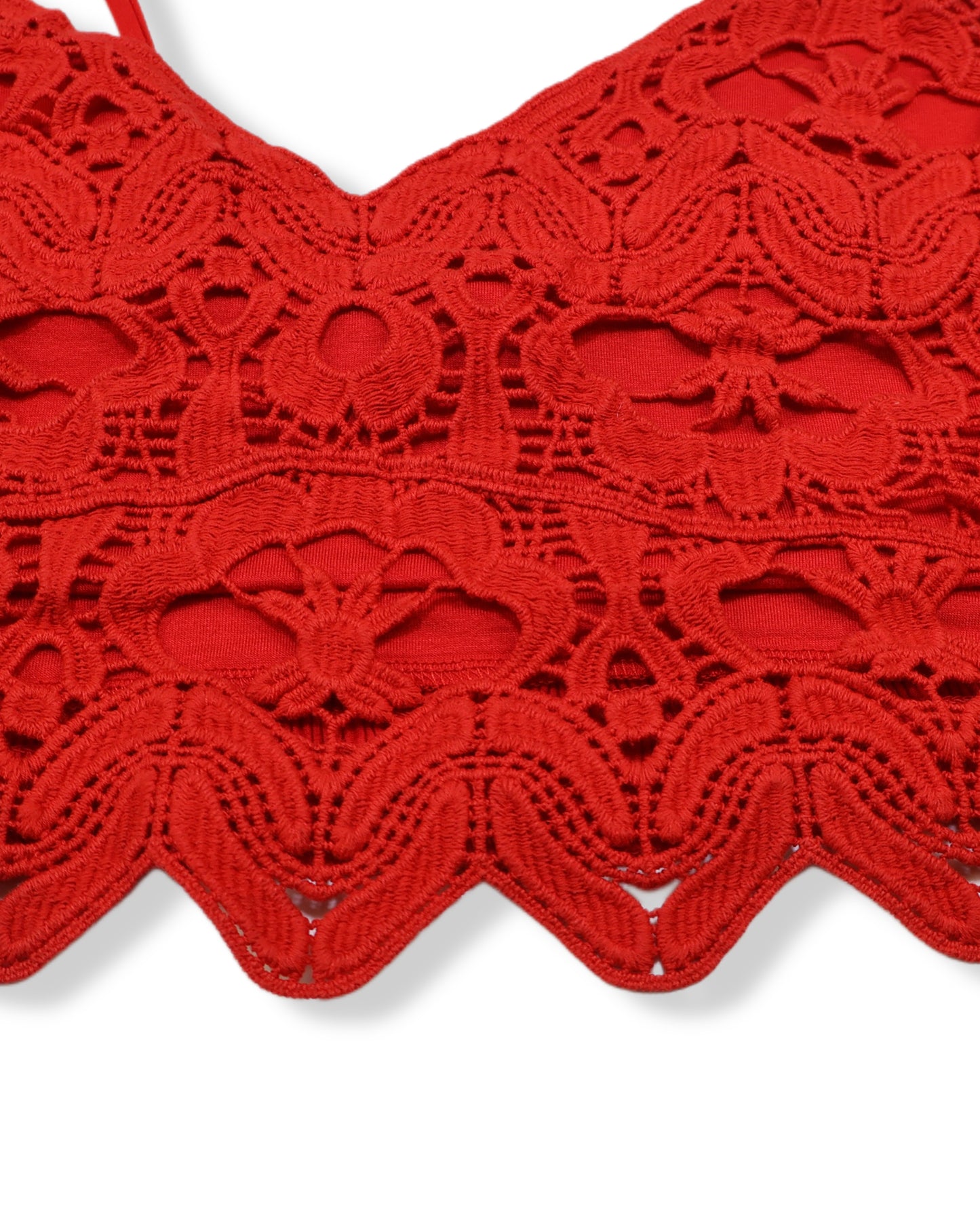 TOP ROJO DE ENCAJE CON TIRANTES AJUSTABLES | STRADIVARIUS | TALLA M