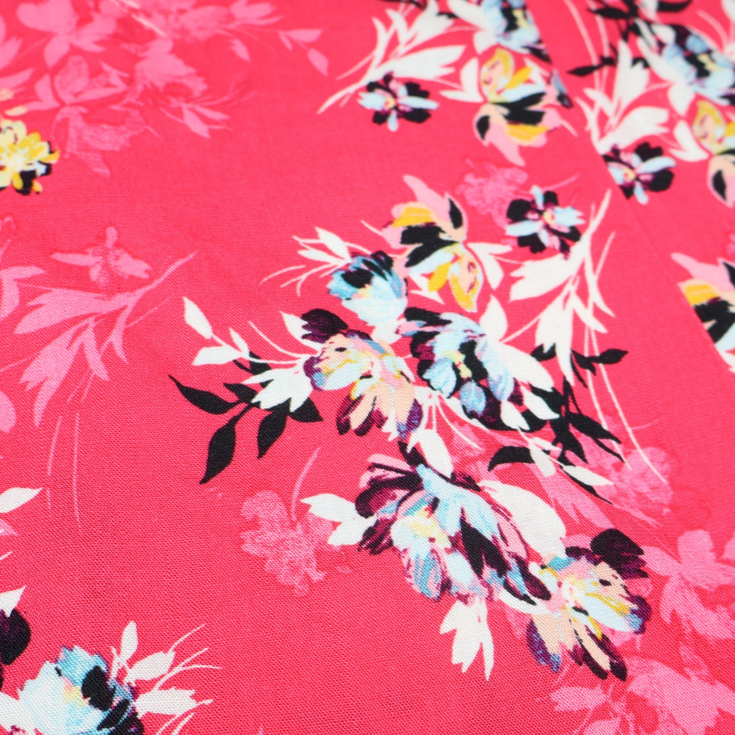 BLUSA CON ESTAMPADO FLORAL SIN MANGAS | TORRID | TALLA 3X