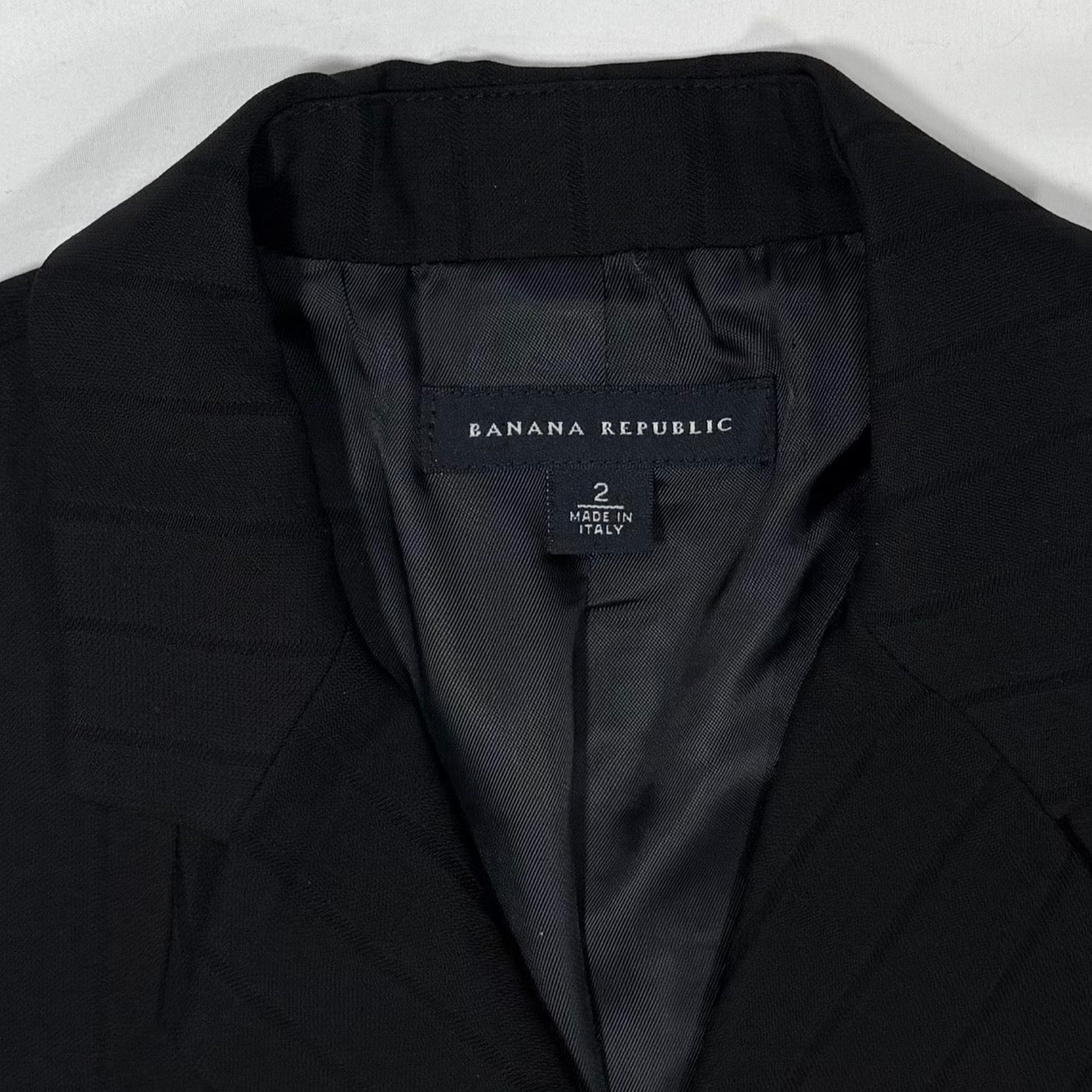 BLAZER NEGRO CLÁSICO DE LANA ESTRUCTURADO | BANANA REPUBLIC | TALLA 2