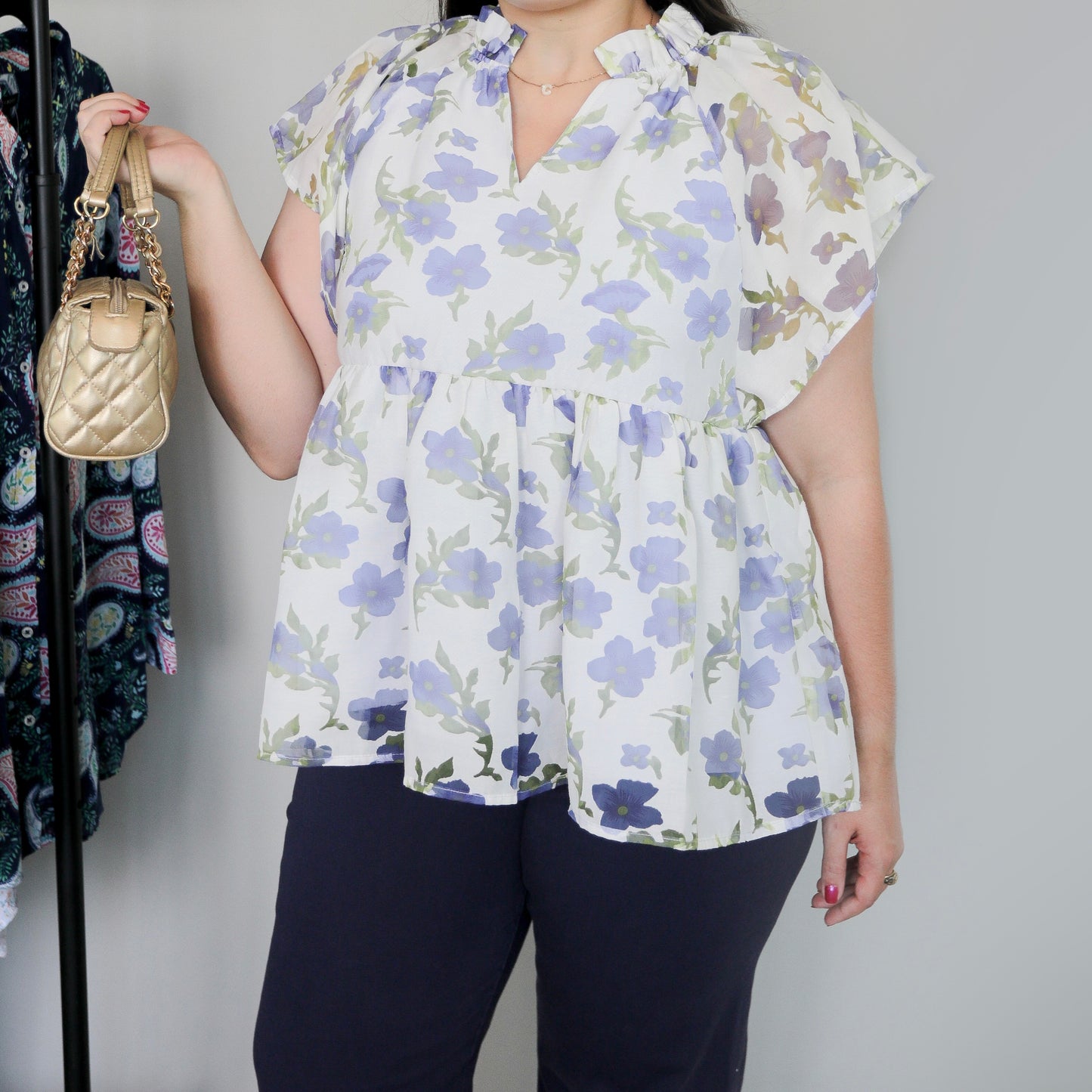 BLUSA FLORAL CON VOLANTES | ENTRO | M