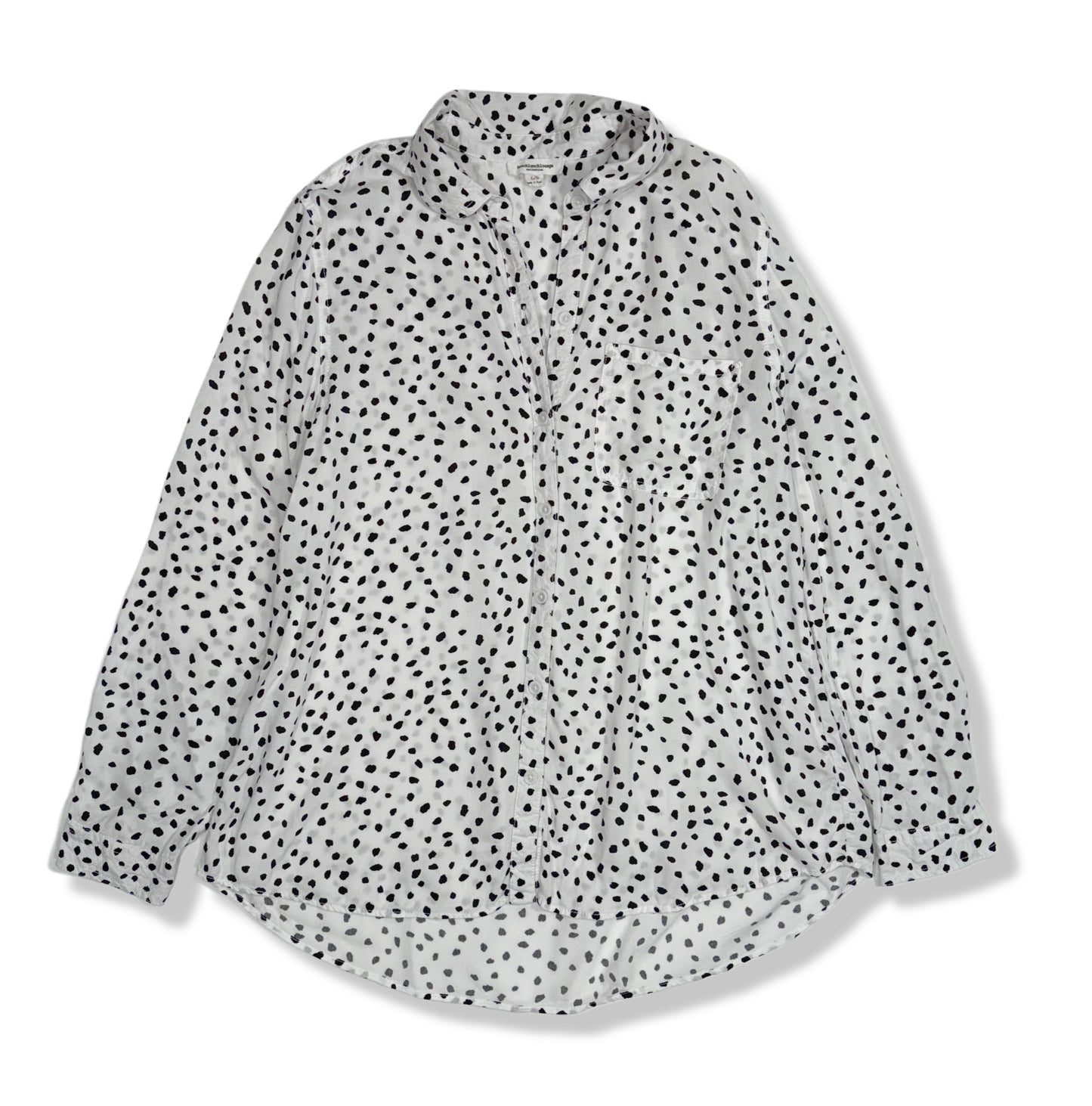 BLUSA ESTAMPADA BLANCA Y NEGRA | BEACHLUNCHLOUNGE | TALLA L