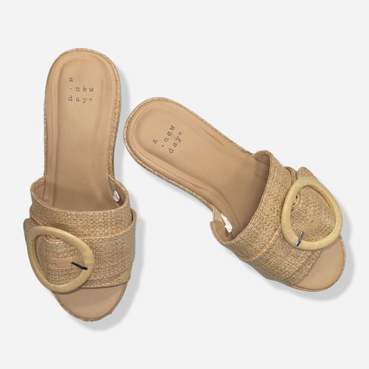 SANDALIAS CON PLATAFORMA | A NEW DAY | 6