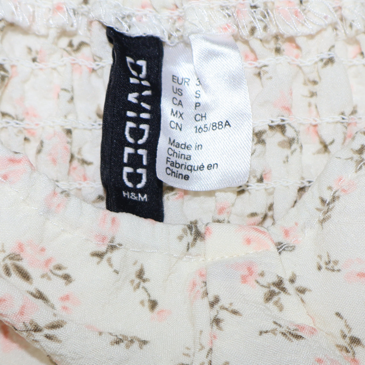 VESTIDO CORTO CON MANGAS ABULLONADAS Y ESTAMPADO FLORAL | H&M | TALLA S