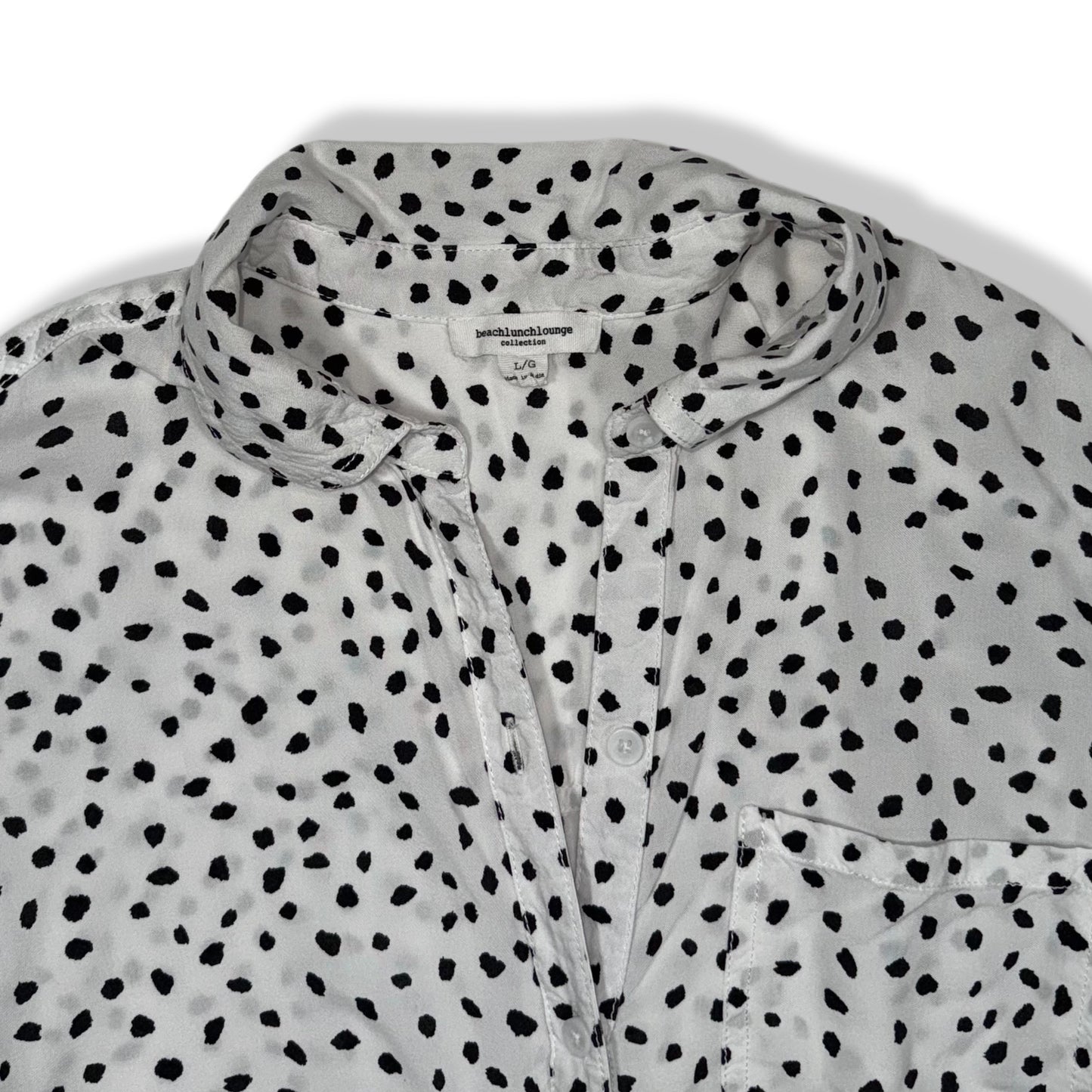 BLUSA ESTAMPADA BLANCA Y NEGRA | BEACHLUNCHLOUNGE | TALLA L