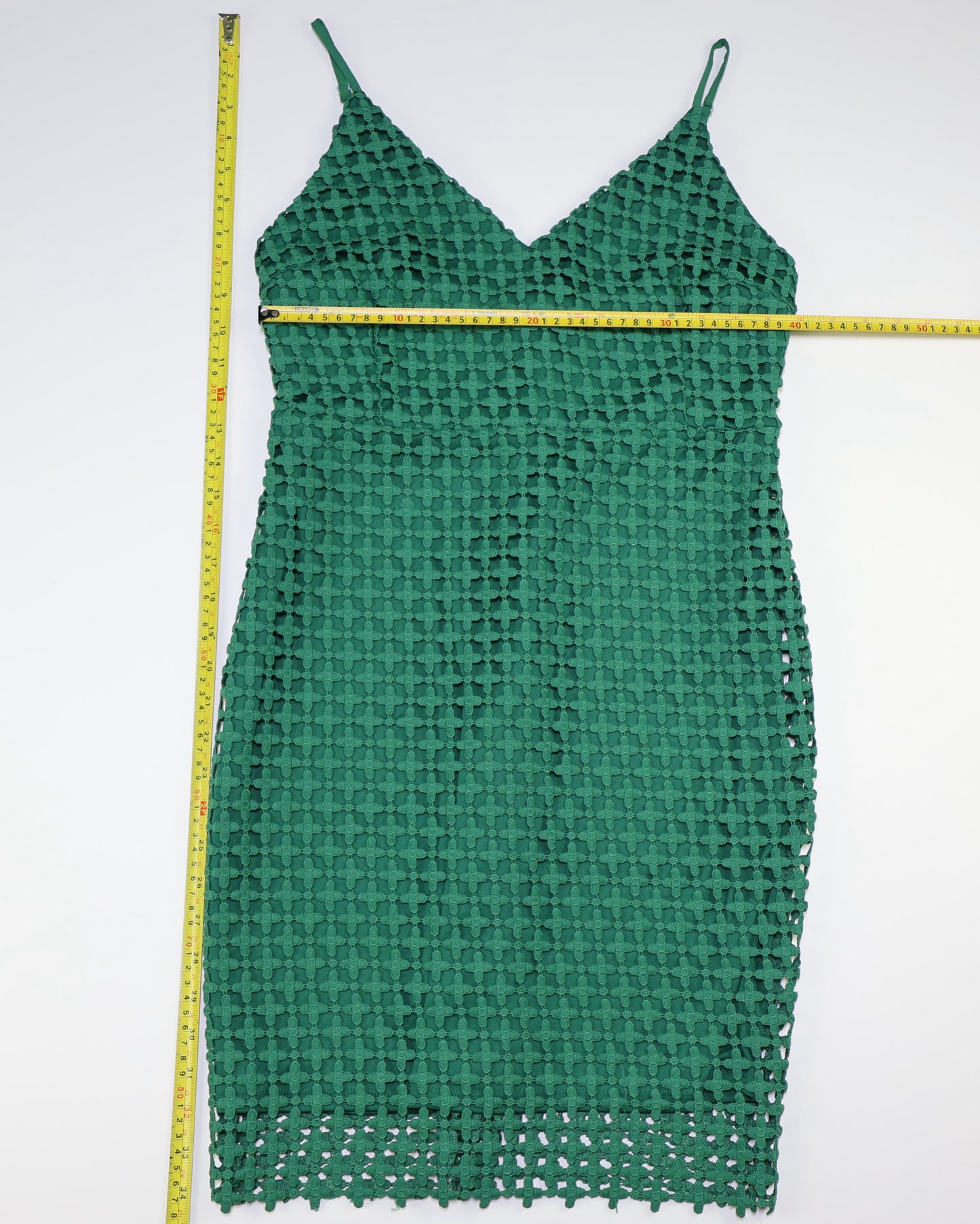 NUEVO CON ETIQUETA | VESTIDO MINI VERDE DE ENCAJE | LULUS | TALLA M