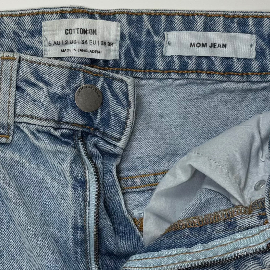 JEANS ESTILO MOM FIT | COTTON:ON | TALLA 2