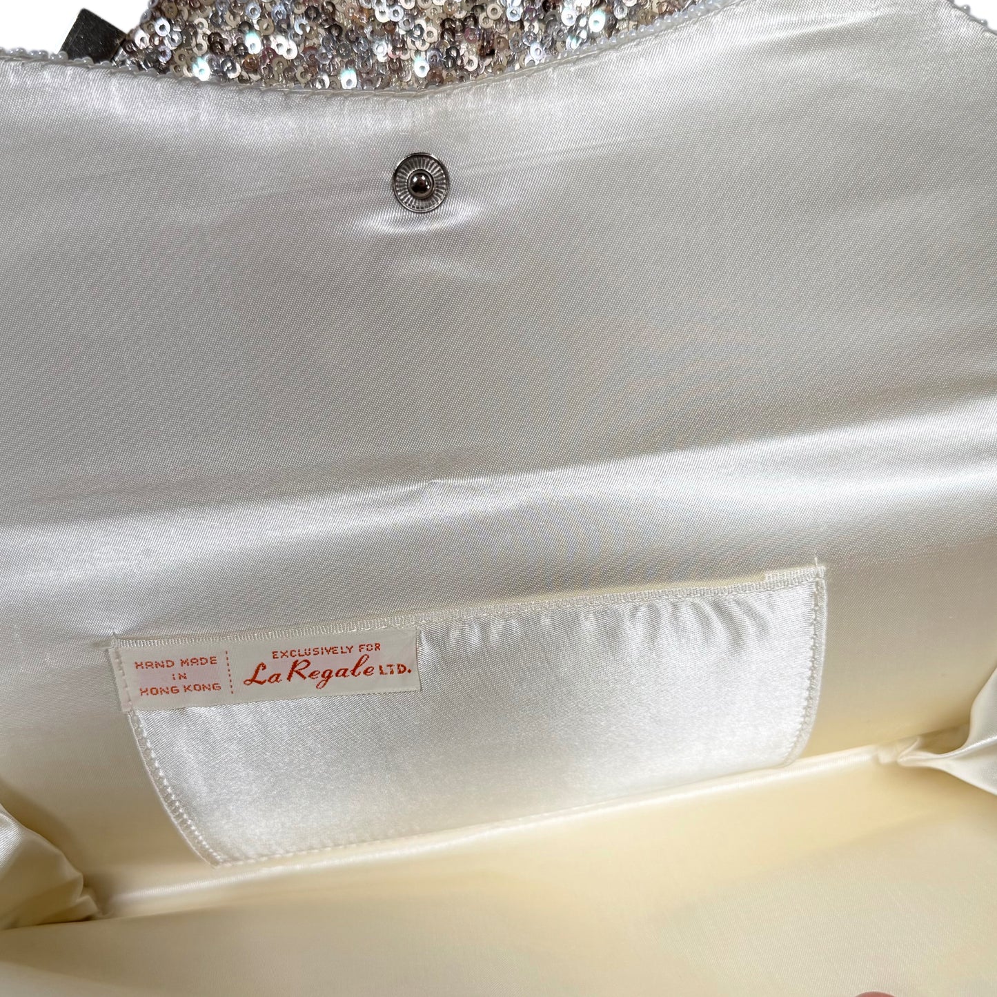 CLUTCH VINTAGE CON PEDRERÍA BORDADA A MANO | LA REGALE