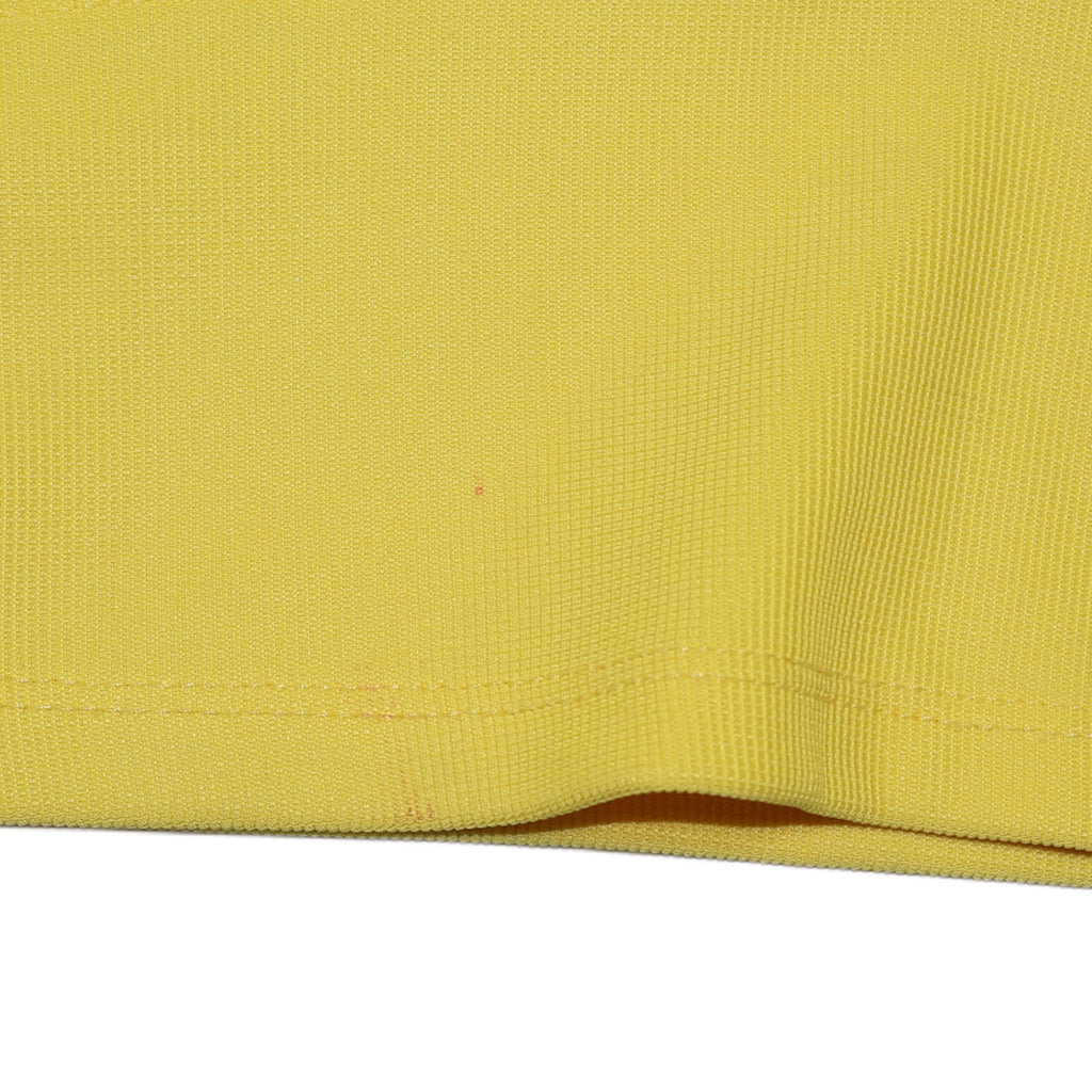 CROP TOP TIPO HALTER AMARILLO | STRADIVARIUS | TALLA M