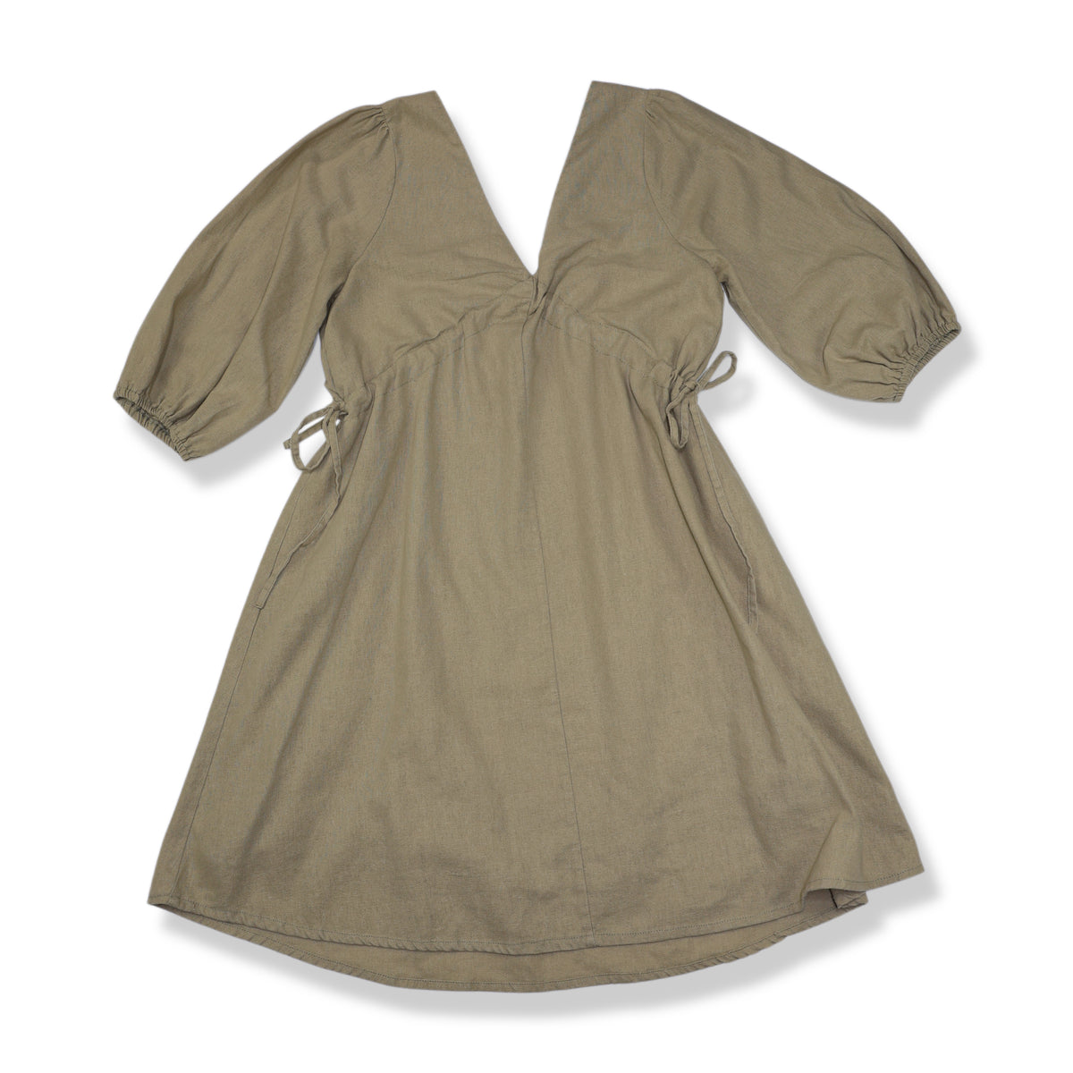 VESTIDO MINI DE LINO VERDE OLIVO CON ESCOTE EN V Y AJUSTE LATERAL | HYFVE | TALLA S