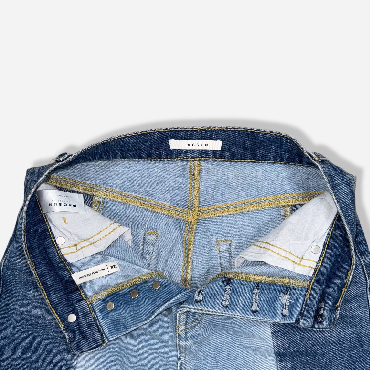 HIGH-RISE STRAIGHT JEAN | PACSUN | 24