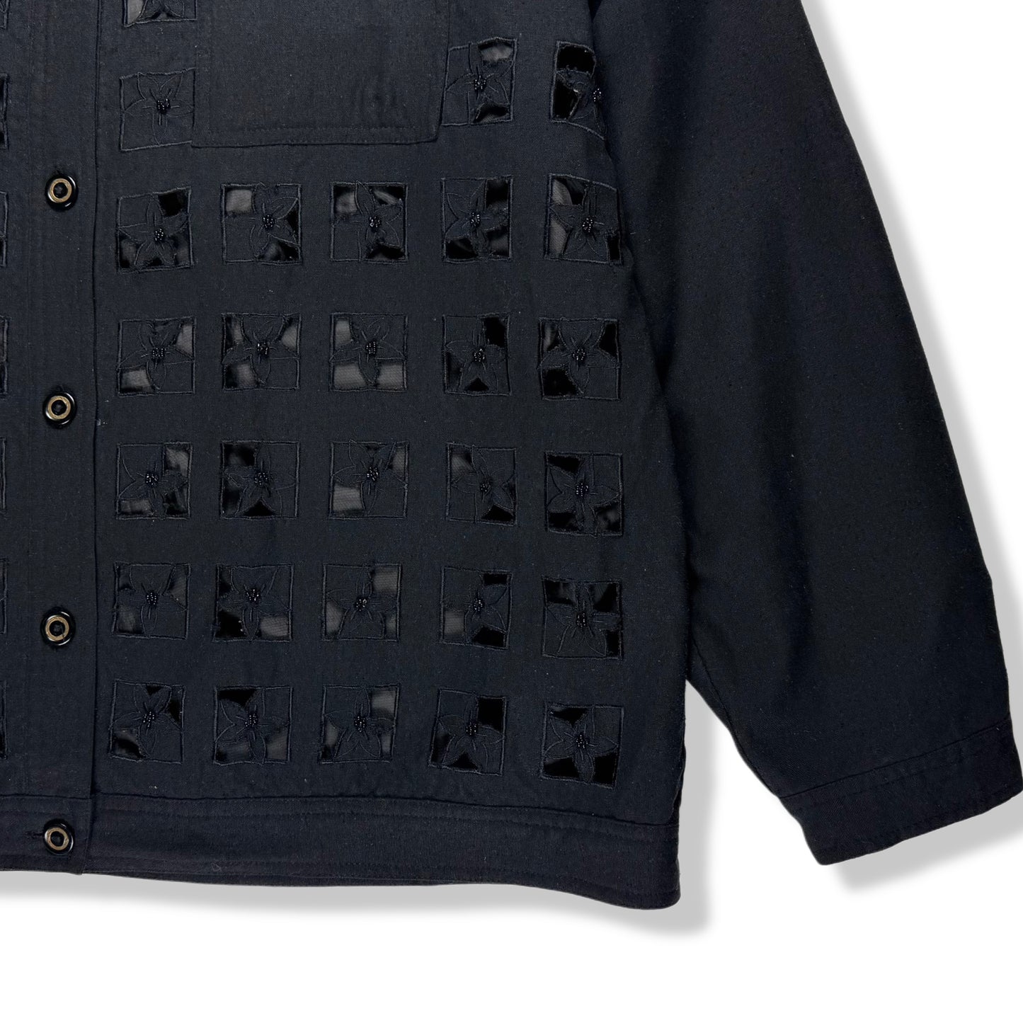 CHAQUETA NEGRA CON DETALLES DE AGUJEROS | EVR | TALLA XL