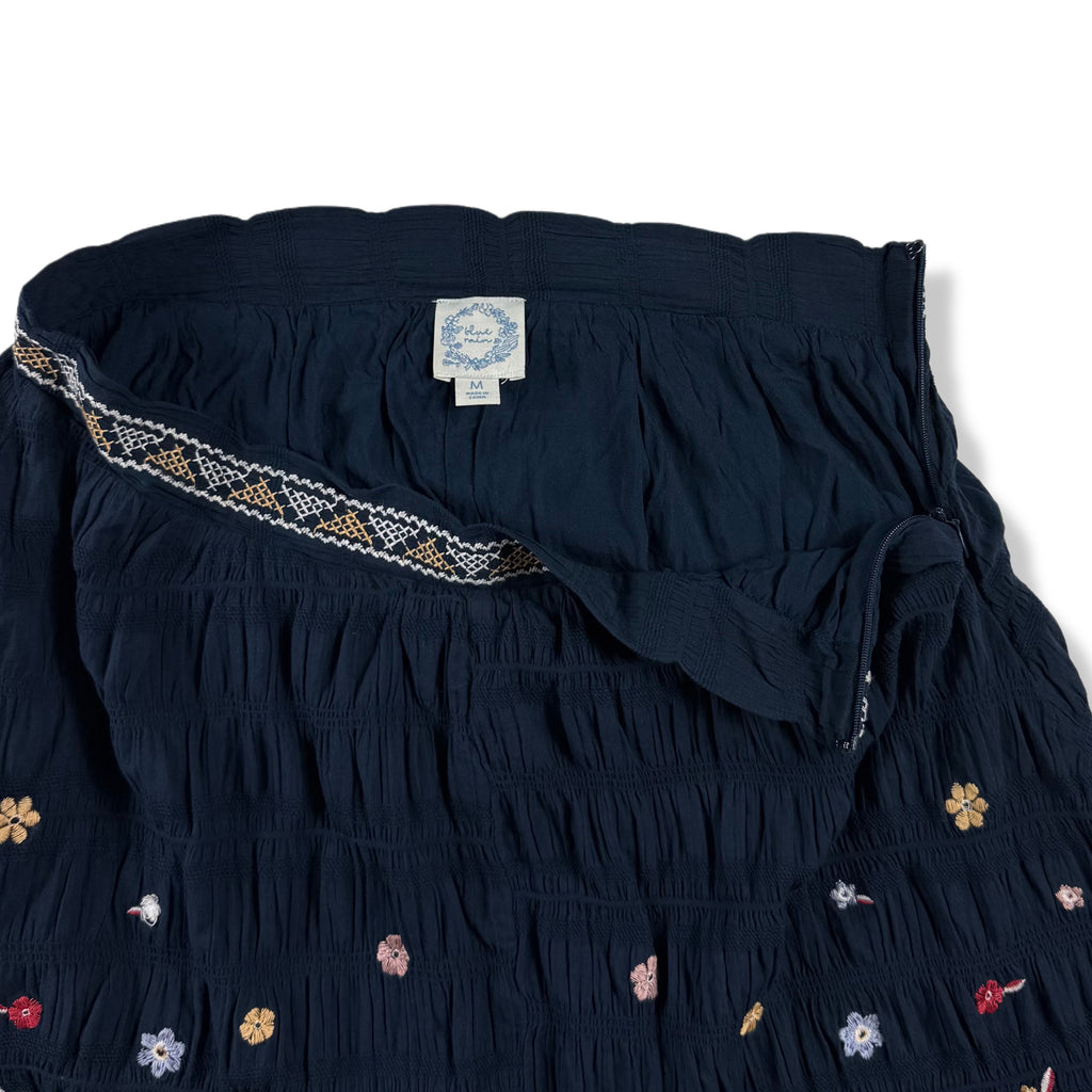 FALDA AZUL MARINO CON BORDADO FLORALES | BLUE RAIN | TALLA M