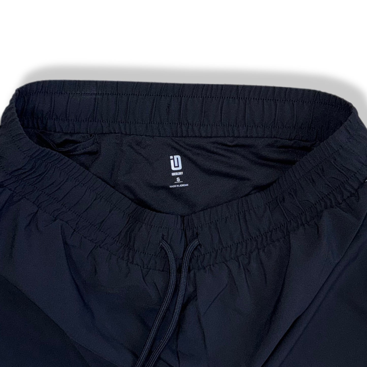 SHORT DEPORTIVO NEGRO | IDEOLOGY | TALLA S