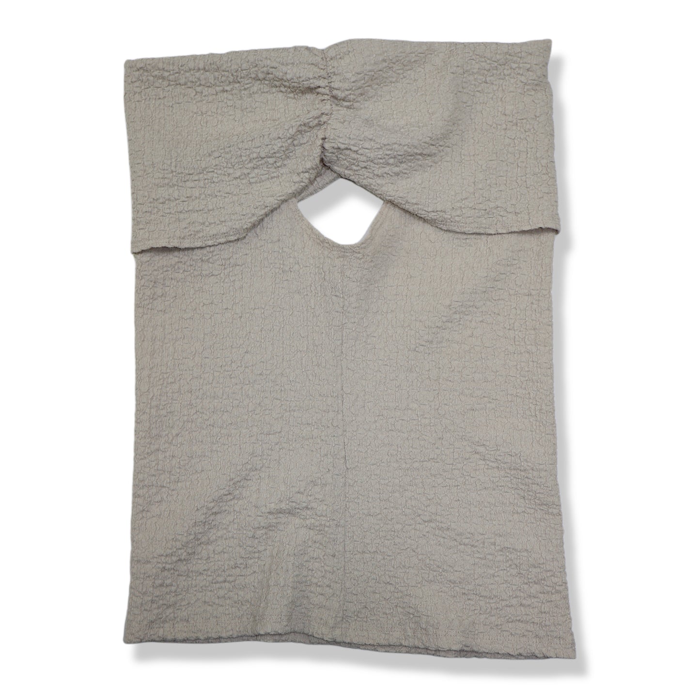 BLUSA OFF-SHOULDER TEXTURIZADA COLOR BEIGE | IF SHE LOVES | TALLA S