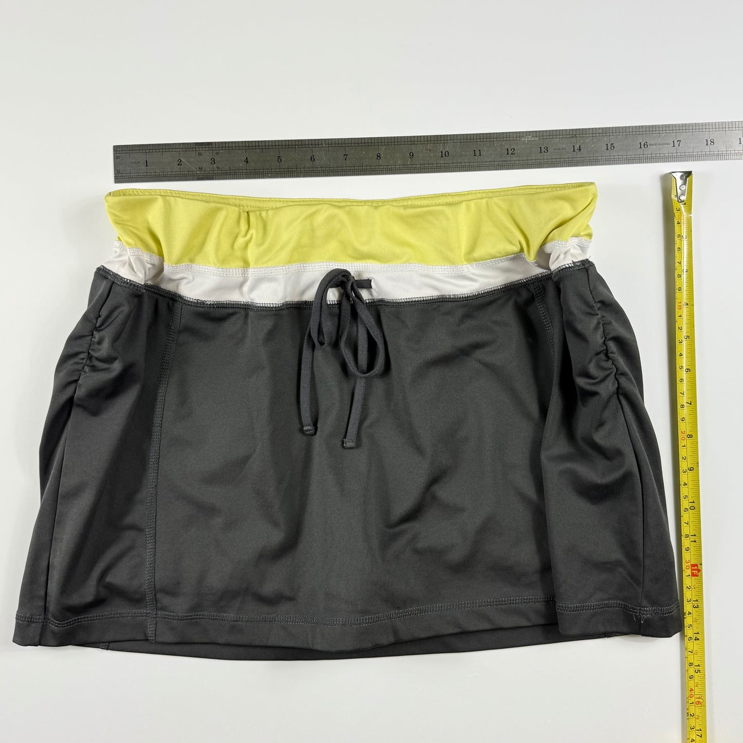 FALDA DEPORTIVA CON SHORTS | TALLA M