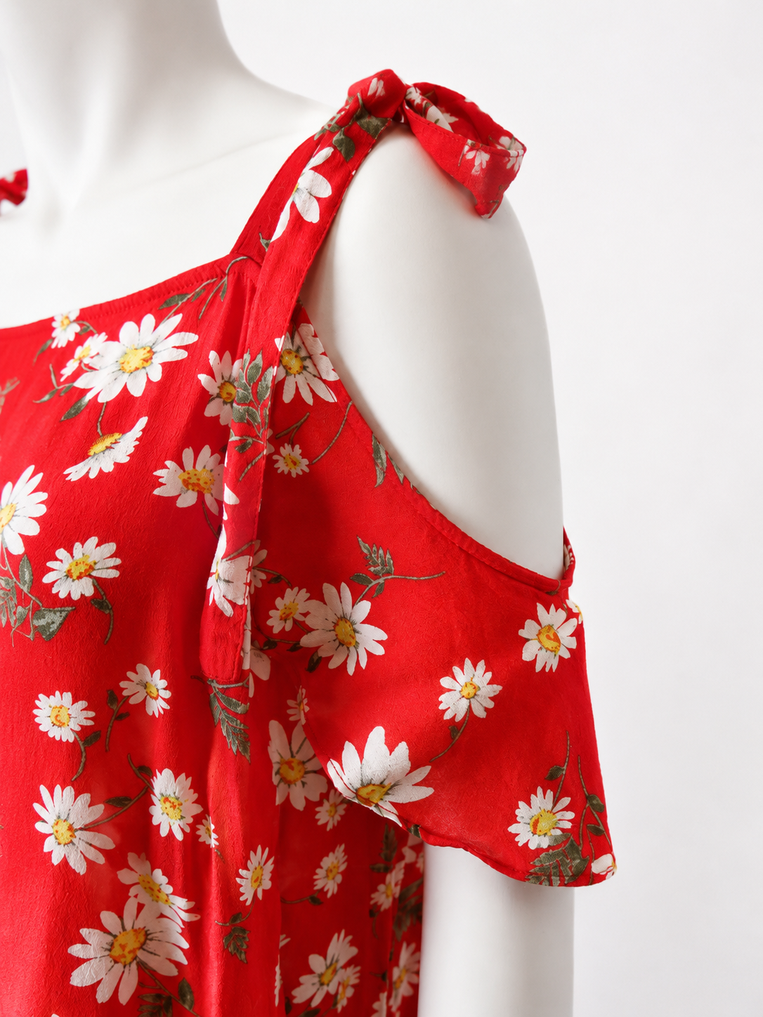 VESTIDO ROJO CON FLORES Y HOMBROS DESCUBIERTOS | FOREVER 21 | TALLA S