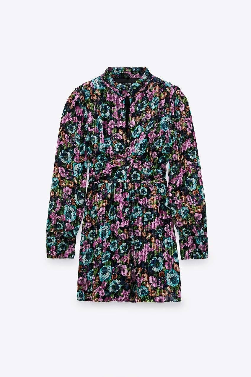 NUEVO CON ETIQUETA | VESTIDO CORTO CON ESTAMOADO FLORAL | ZARA | TALLA S