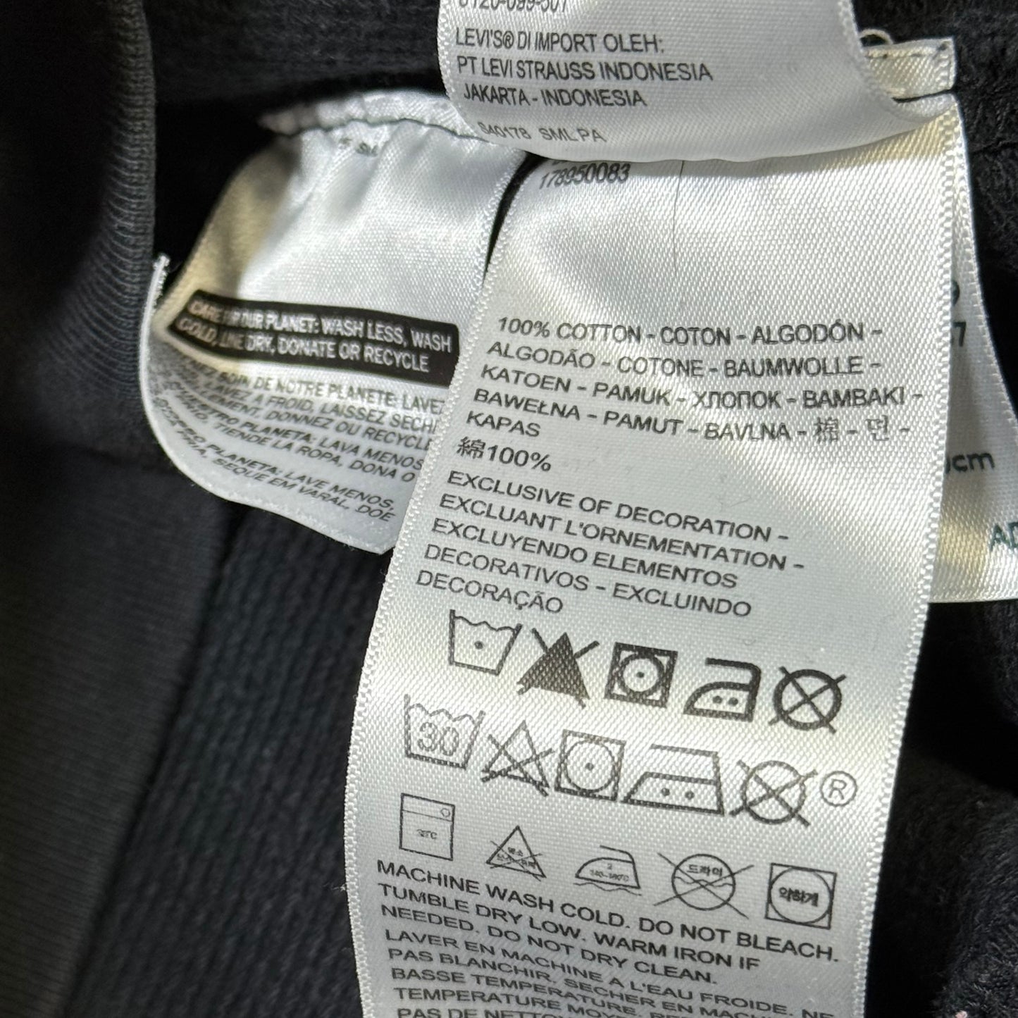 SUDADERA LEVI’S CON LOGO DE LOS 90s | LEVI’S | TALLA L