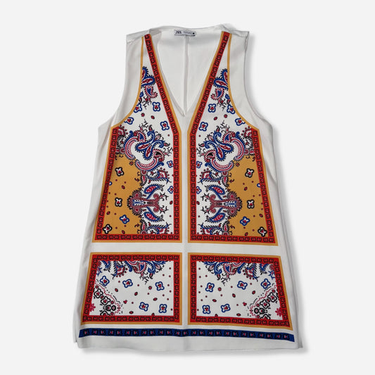 VESTIDO BLANCO CON ESTAMPADO PAISLEY | ZARA | S
