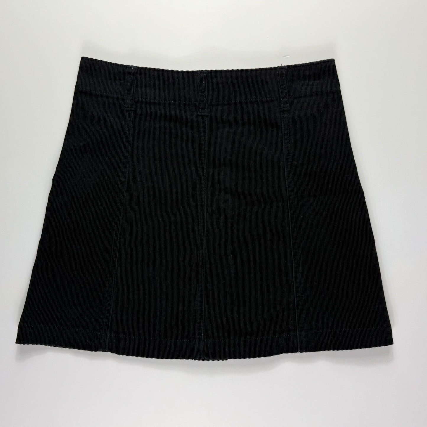 MINI FALDA DE CORDUROY NEGRA | FOREVER 21 | TALLA S