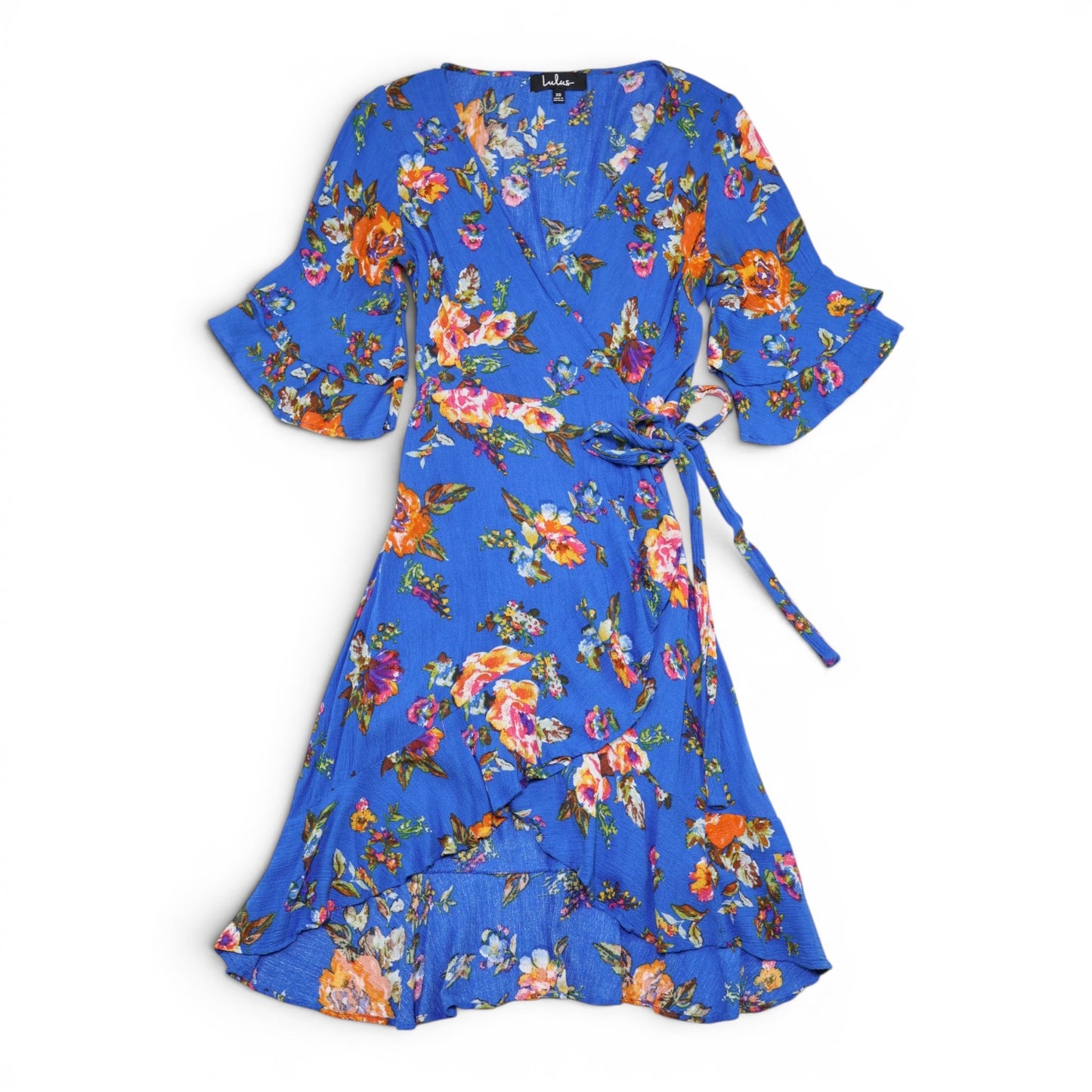 VESTIDO HIGH-LOW AZUL CON LAZO Y ESTAMPADO FLORAL | LULUS | TALLA XS