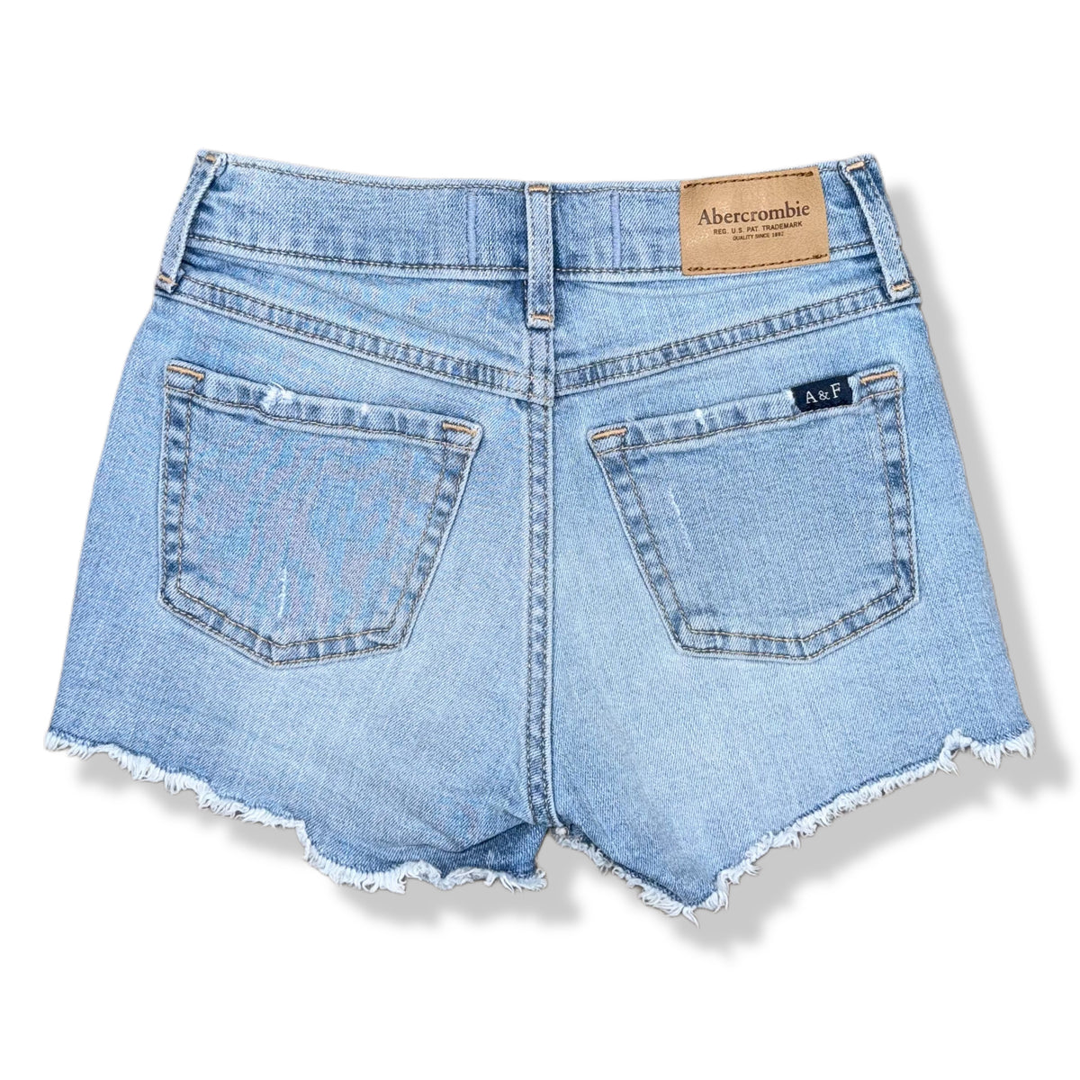 SHORTS JEAN MOM DE TIRO ALTO PARA NIÑA | ABERCROMBIE KIDS | TALLA 5/6