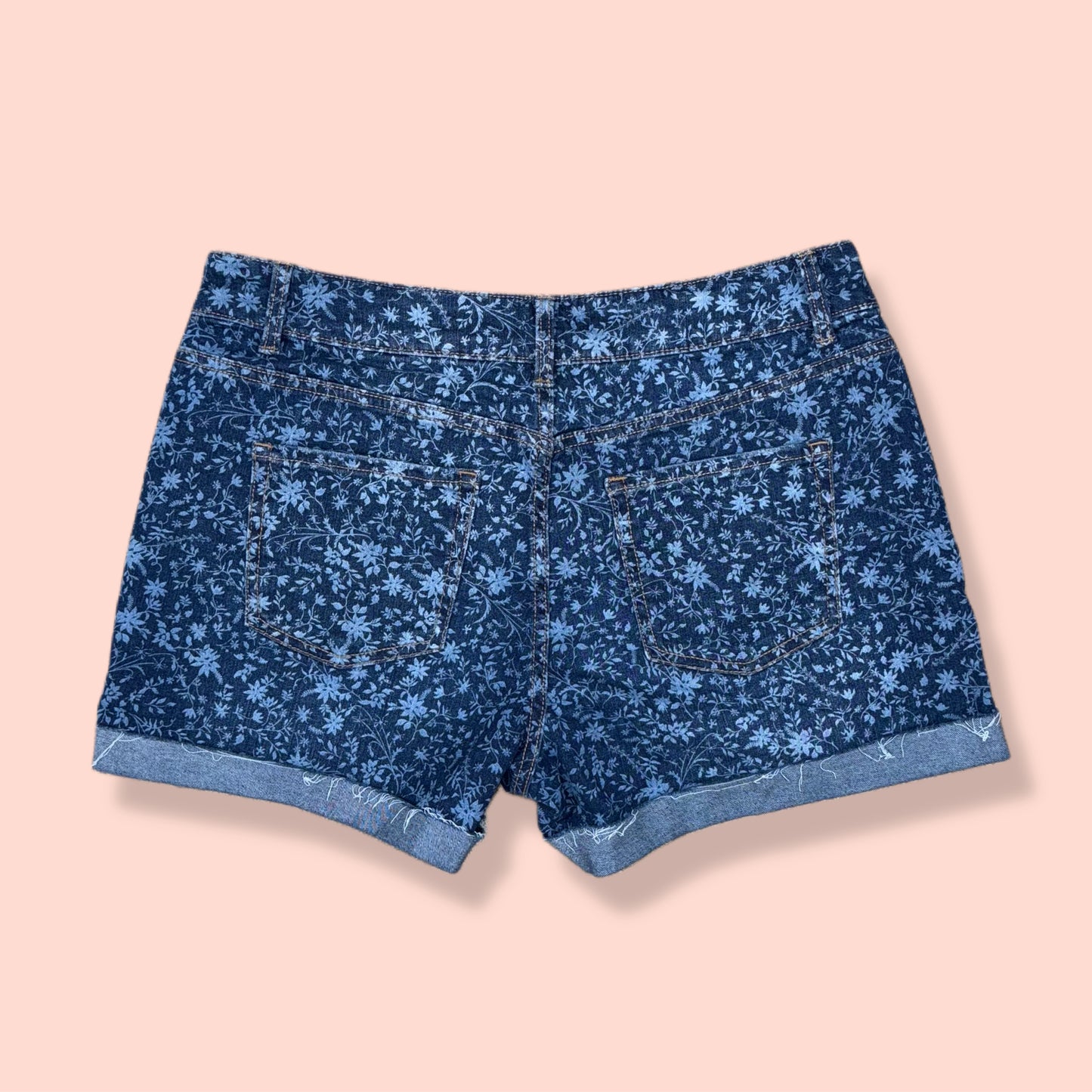 MID-RISE DENIM SHORTS | TIME AND TRU | 14