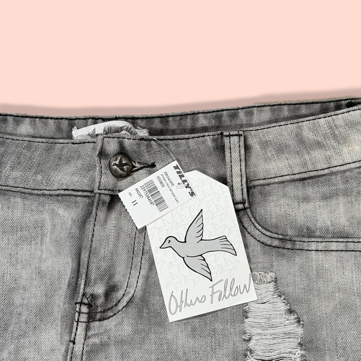SHORTS GRIS CON ENCAJE NEGRO | OTHERS FOLLOW | 11