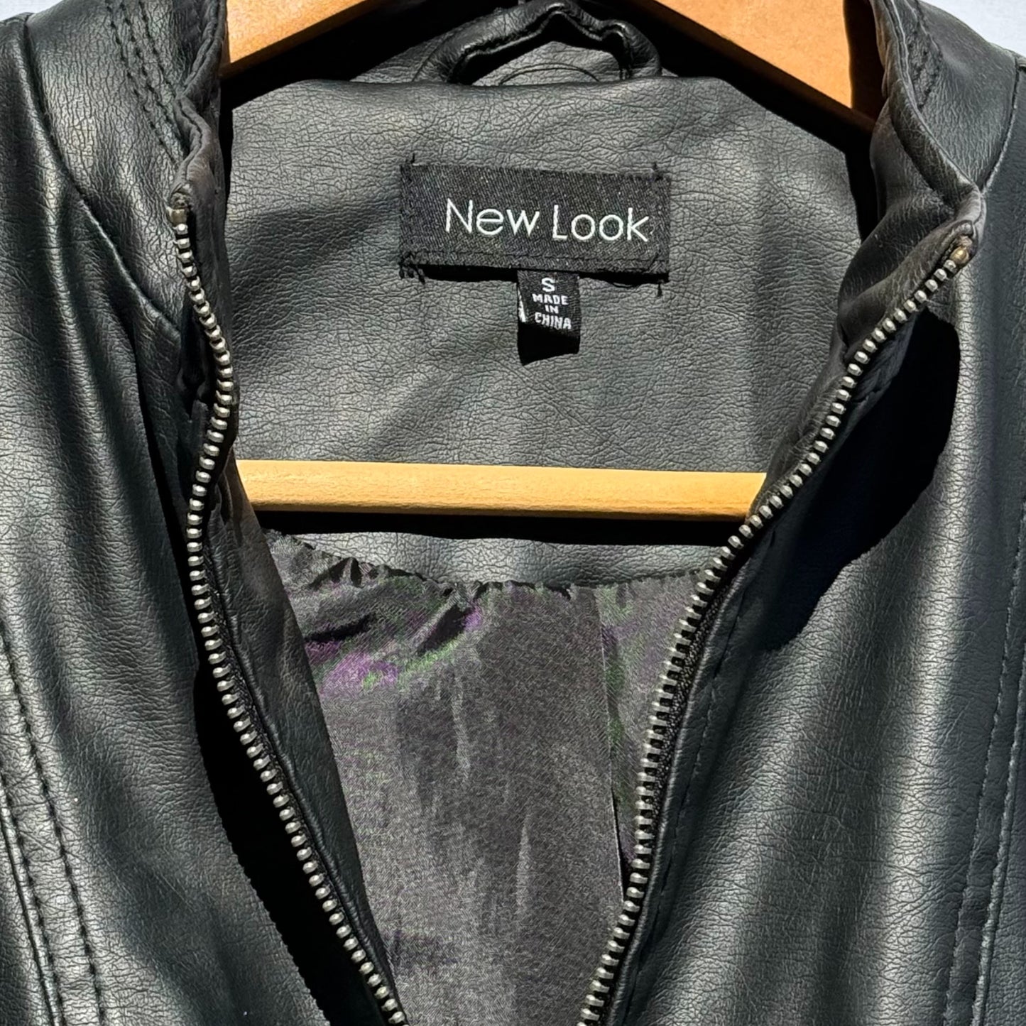 CHAQUETA NEGRA FAUX LEATHER TIPO BIKER | NEW LOOK | TALLA S