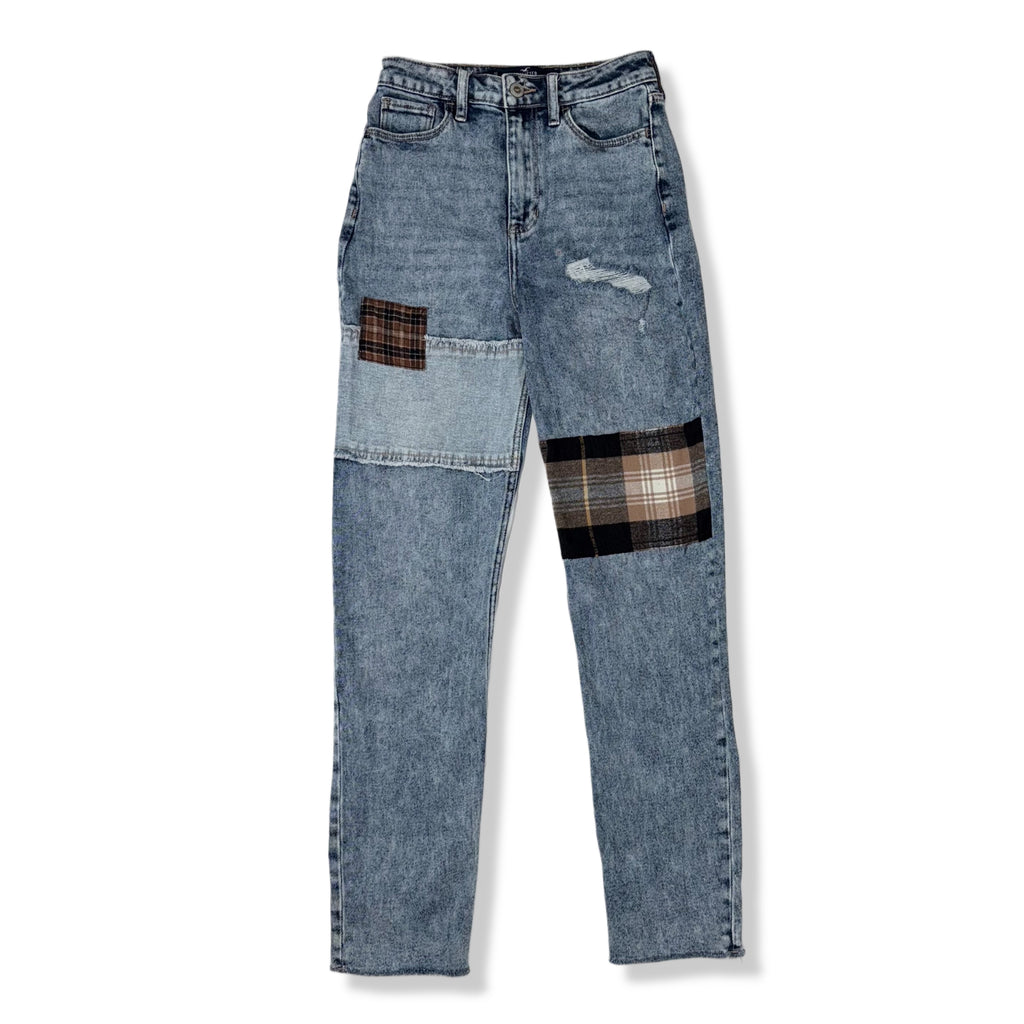 ULTRA HIGH-RISE MOM JEANS | HOLLISTER | 0