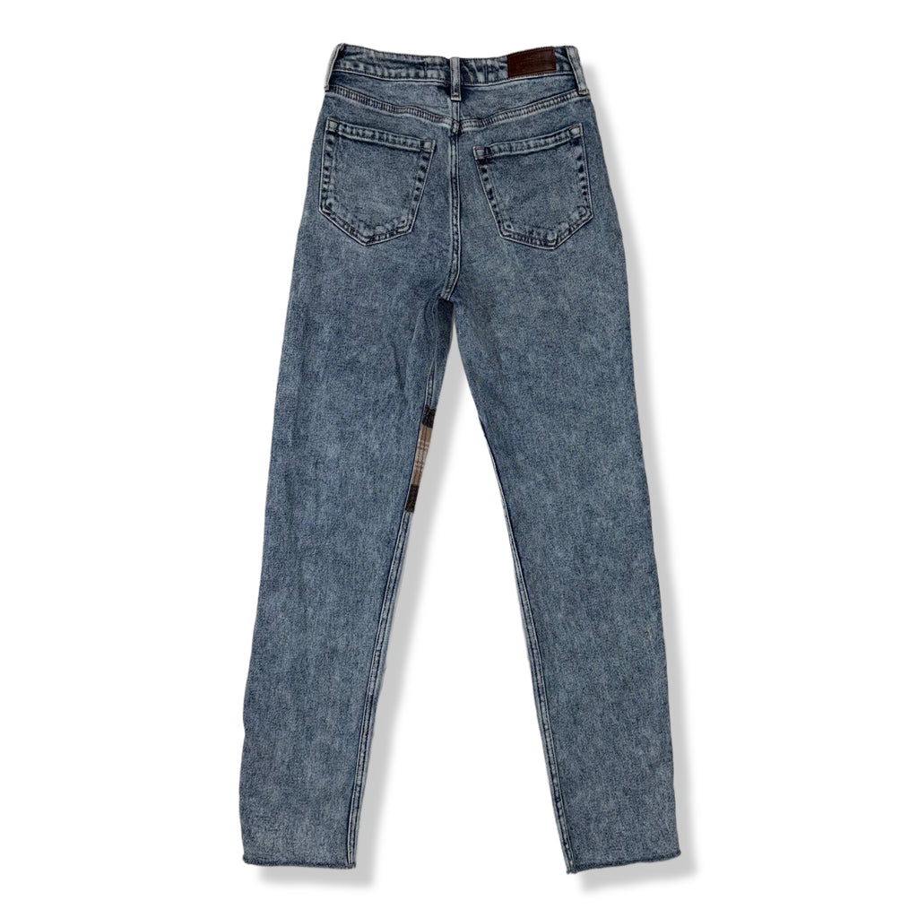 ULTRA HIGH-RISE MOM JEANS | HOLLISTER | 0