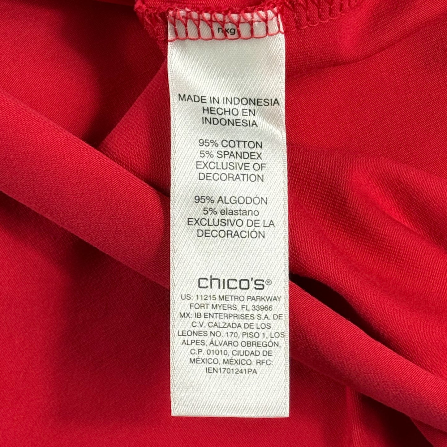 BLUSA ROJA ESTAMPADO CORAZONES | CHICO'S | TALLA L