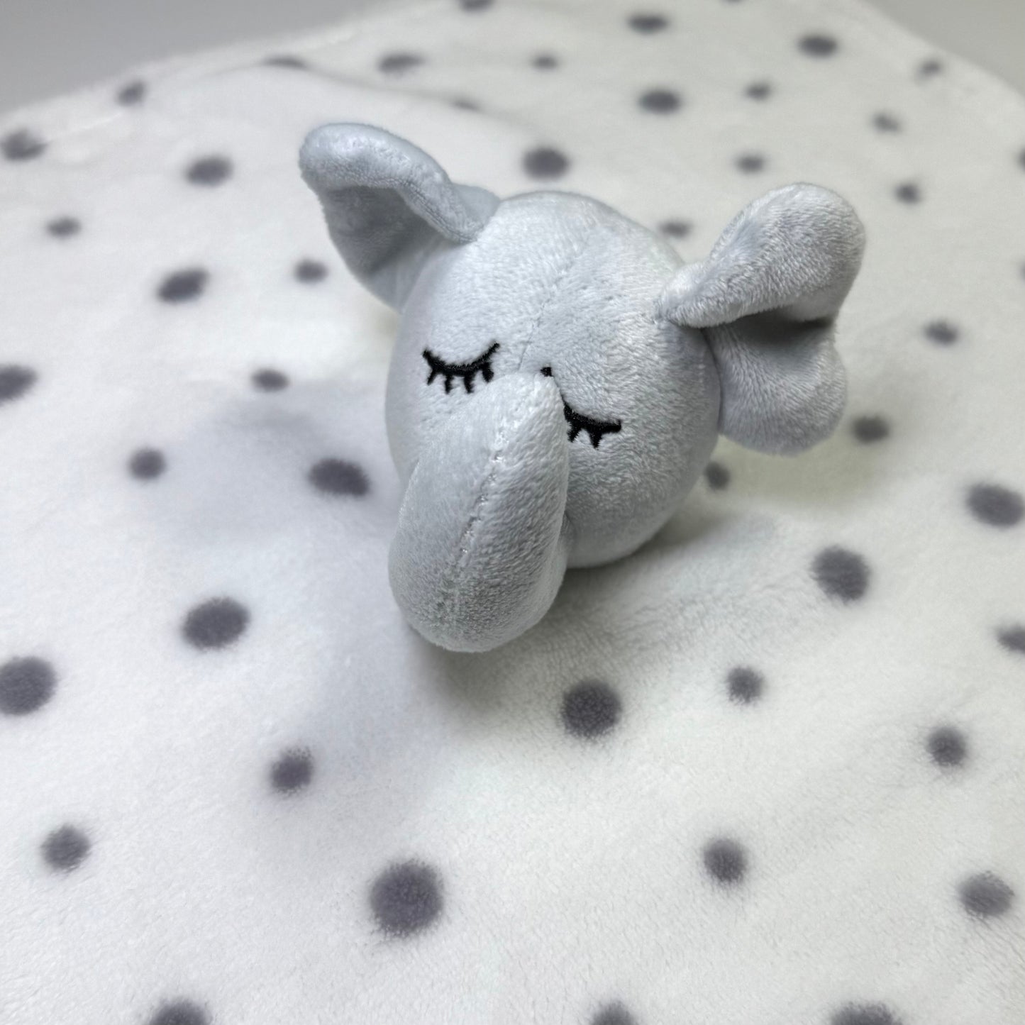 MANTITA DE APEGO DE ELEFANTE | LUNAKINS