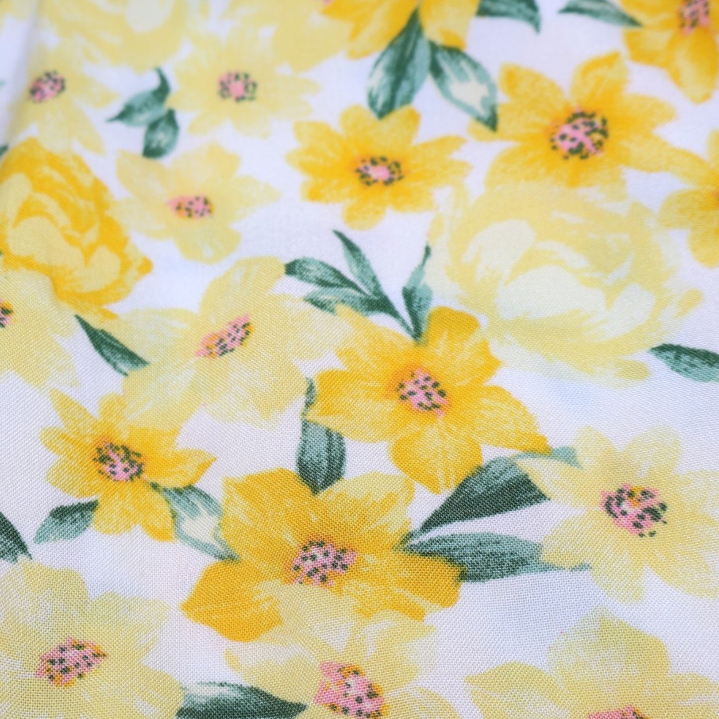 ROMPER AMARILLO CON ESTAMPADO DE FLORES | A.W.N. | TALLA XS